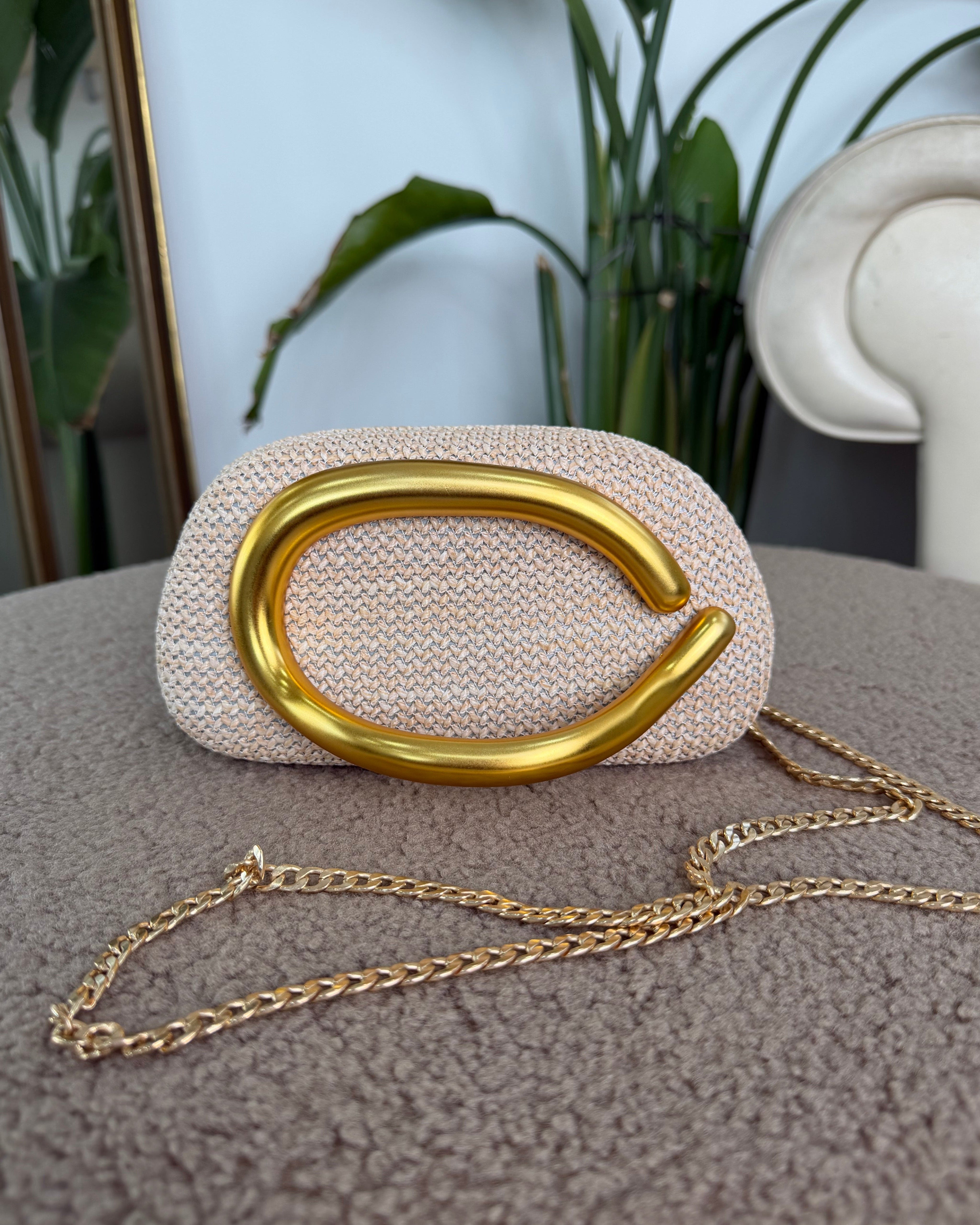 POCHETTE INTRECCIATA CON DETTAGLIO RIGIDO COL. BEIGE