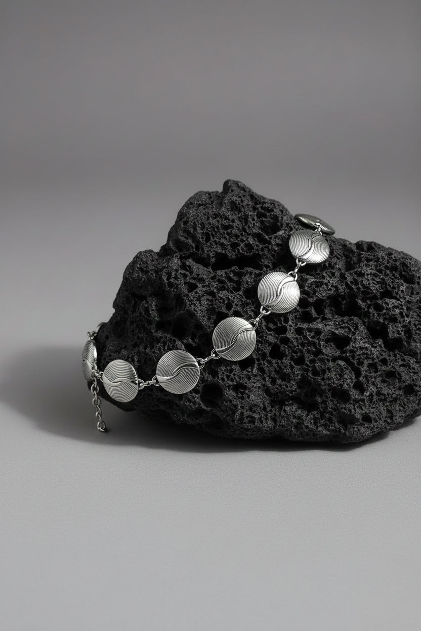 CINTURA CON ELEMENTI TONDI A RILIEVO COL. SILVER