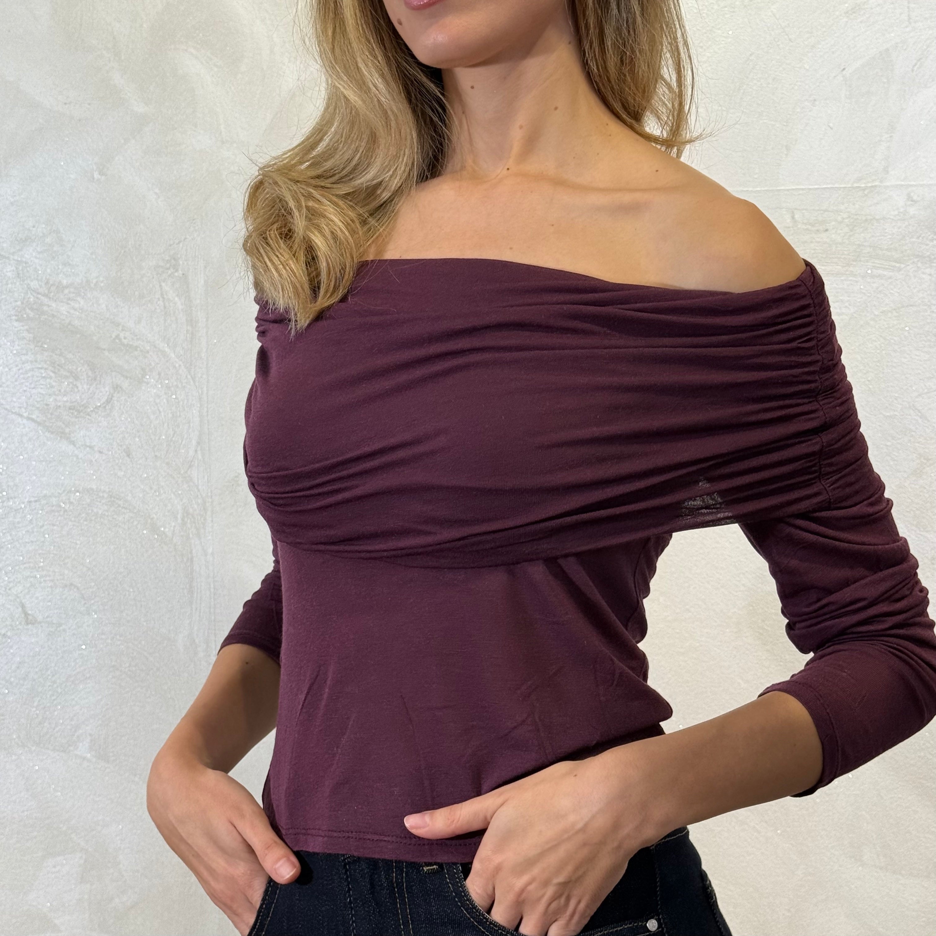 TOP SCOLLO ARRICCIATO COL BORDEAUX