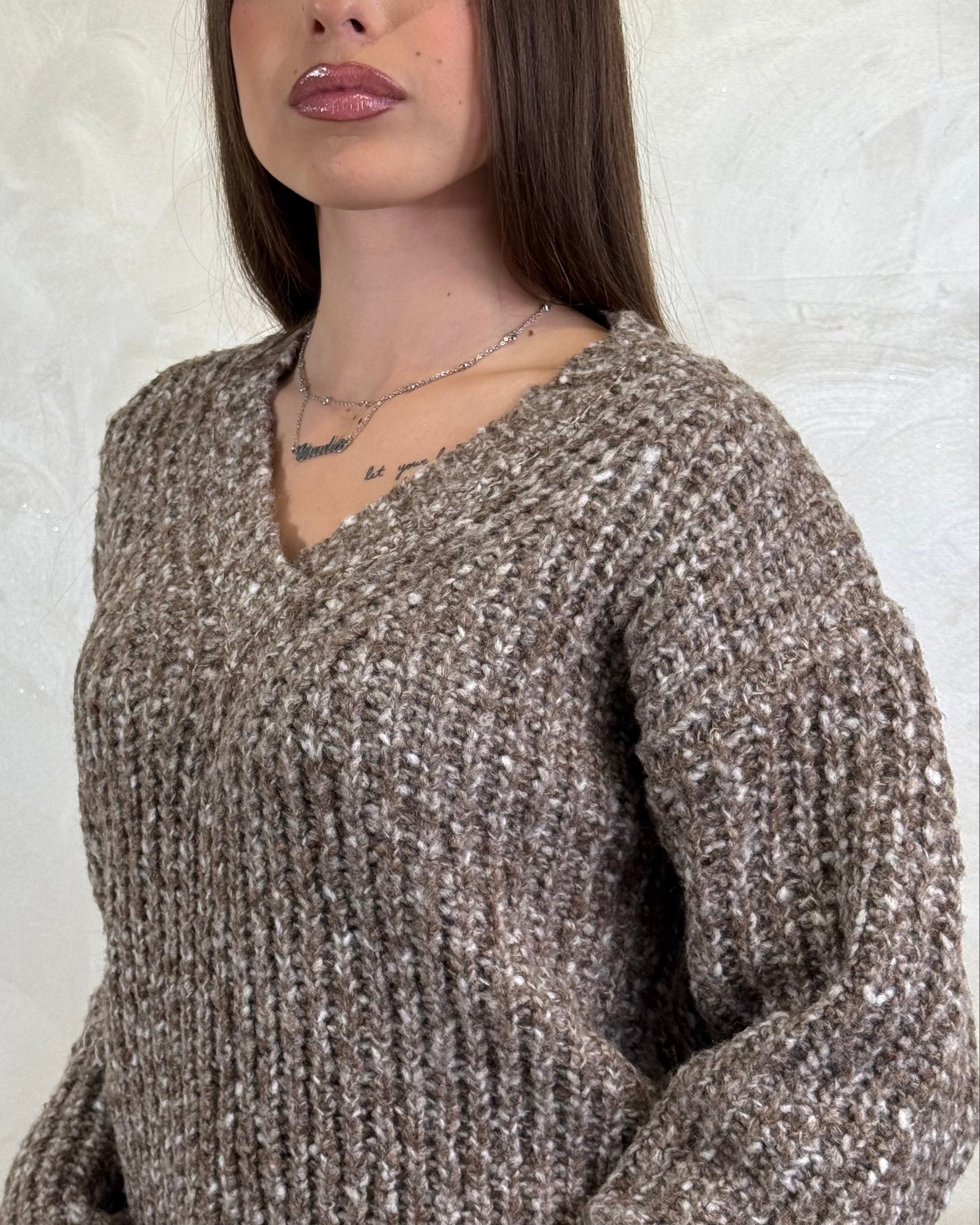 MAGLIA COSTA INGLESE SCOLLO V COL. CAFFE'