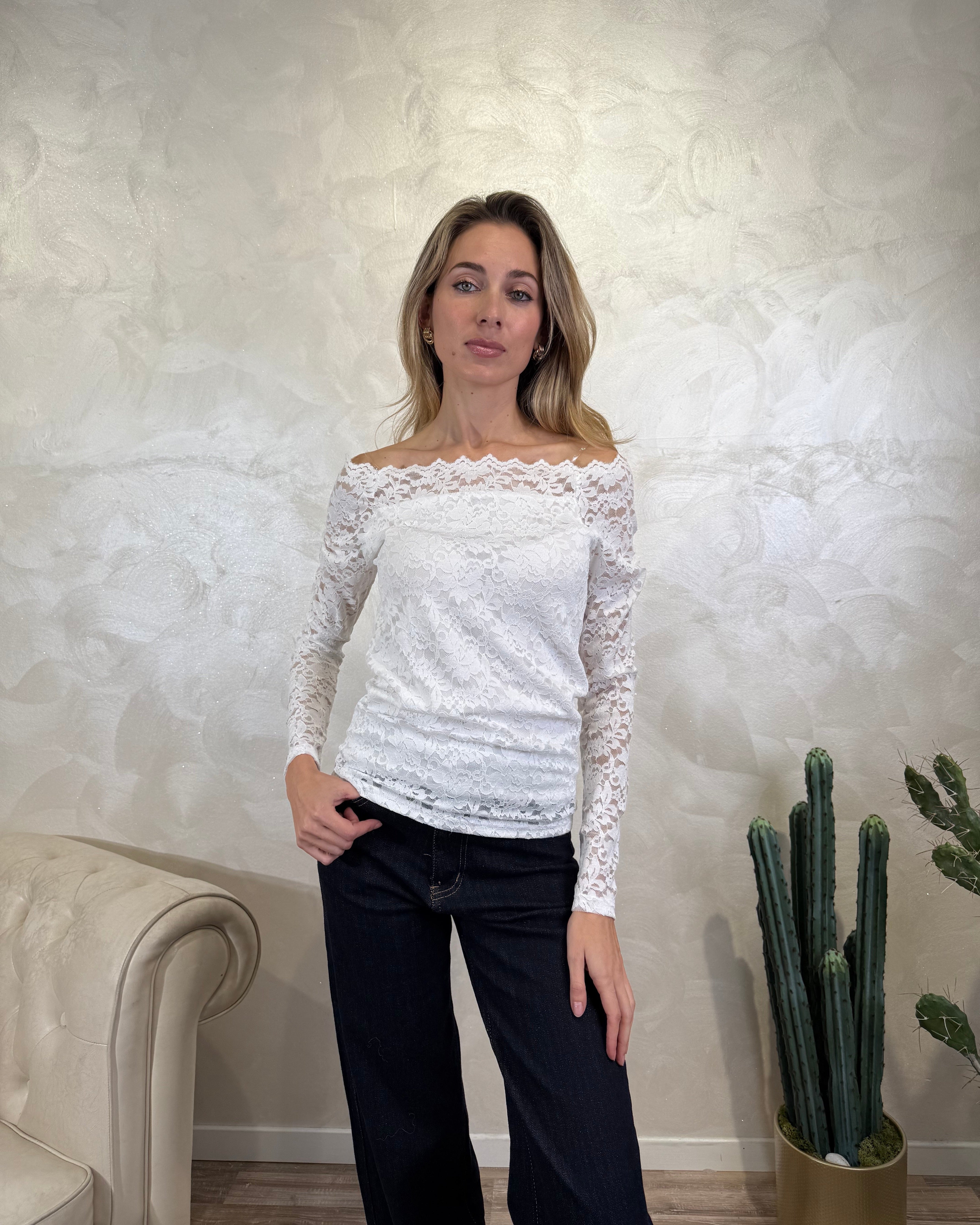 TOP PIZZO SCOLLO AMPIO COL. BIANCO