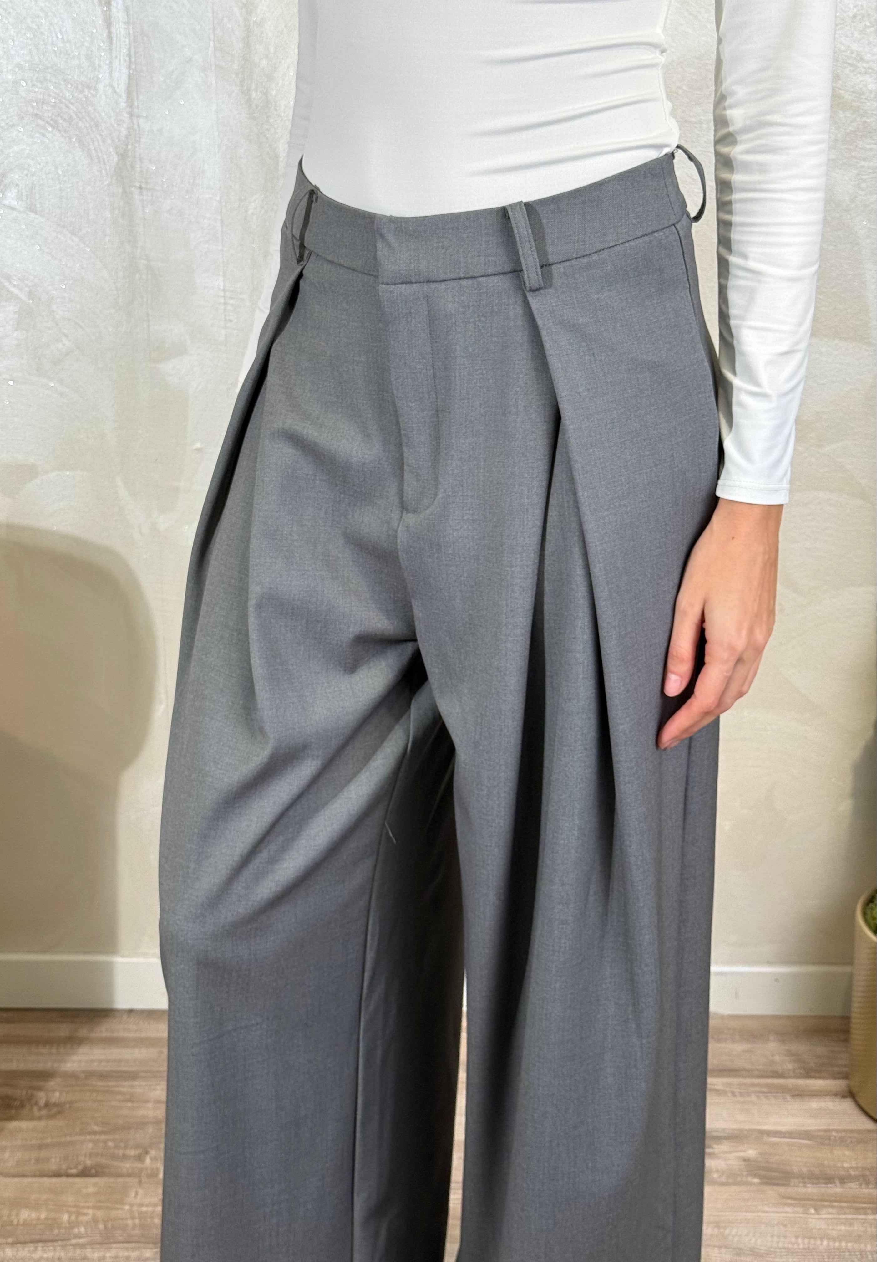 PANTALONE GAMBA LARGA COL.GRIGIO