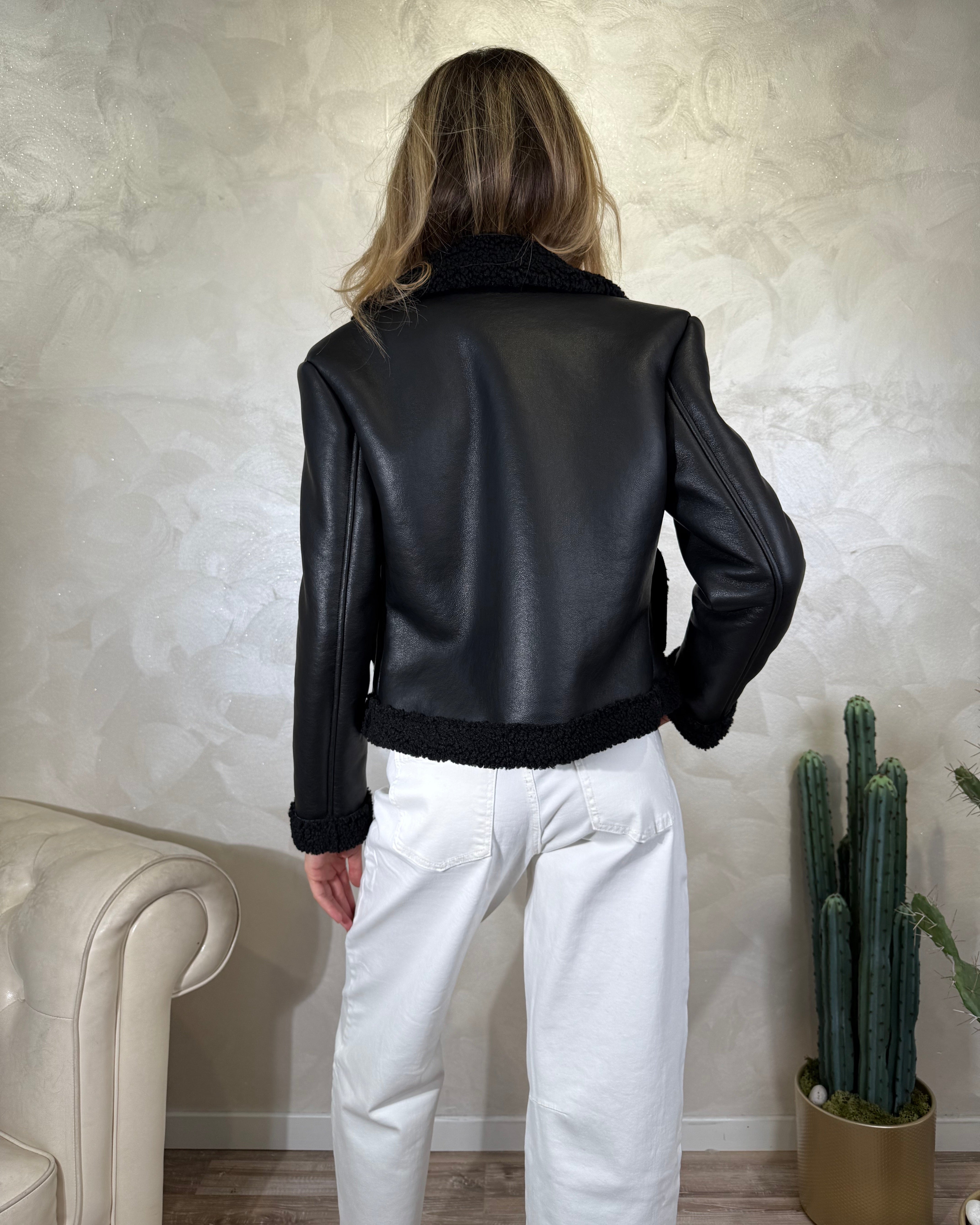 GIACCA CROPPED MOD. CHIODO COL. NERO