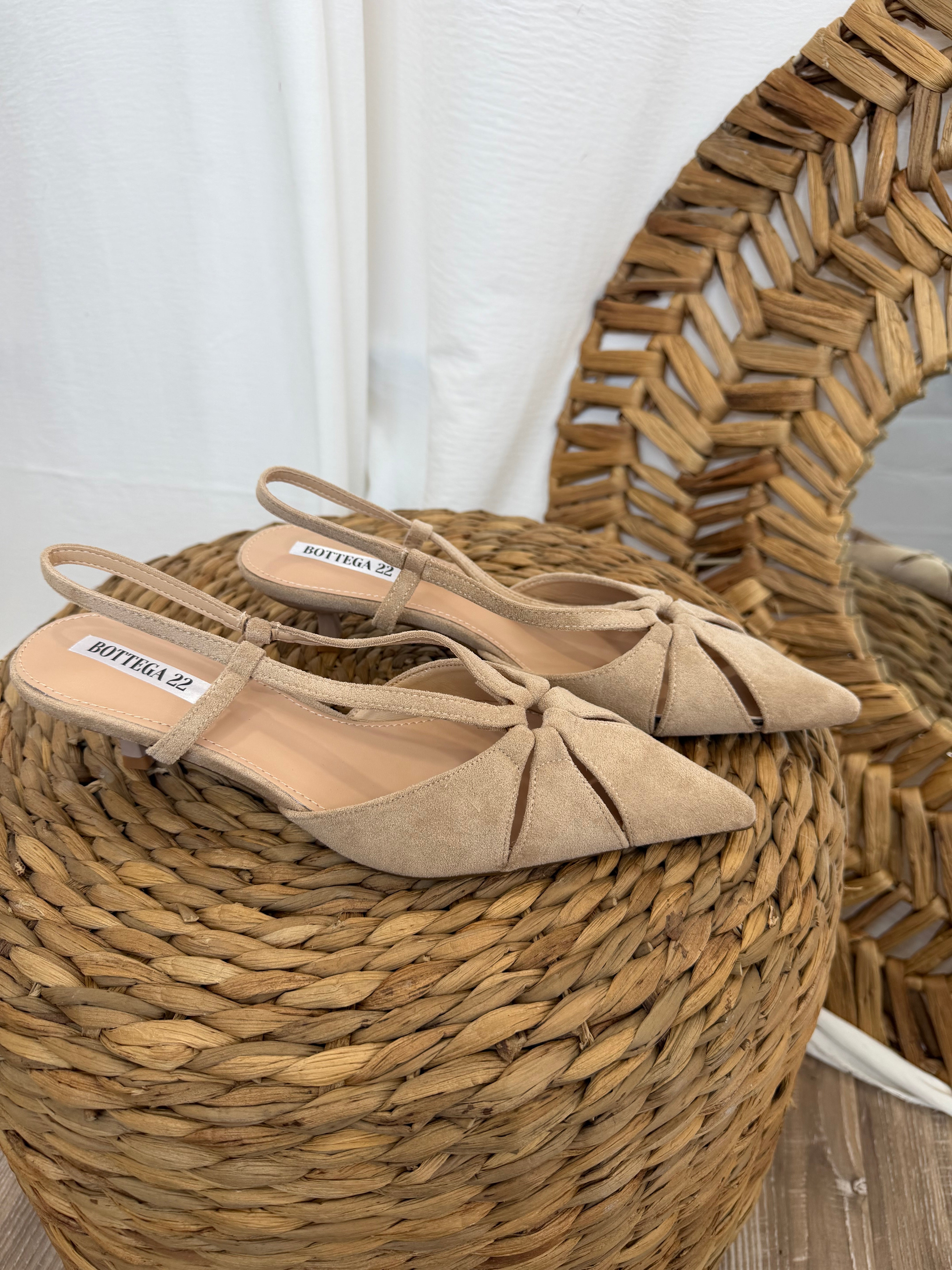 SCARPA SLINGBACK DONNA PUNTA AFFUSOLATA COL BEIGE