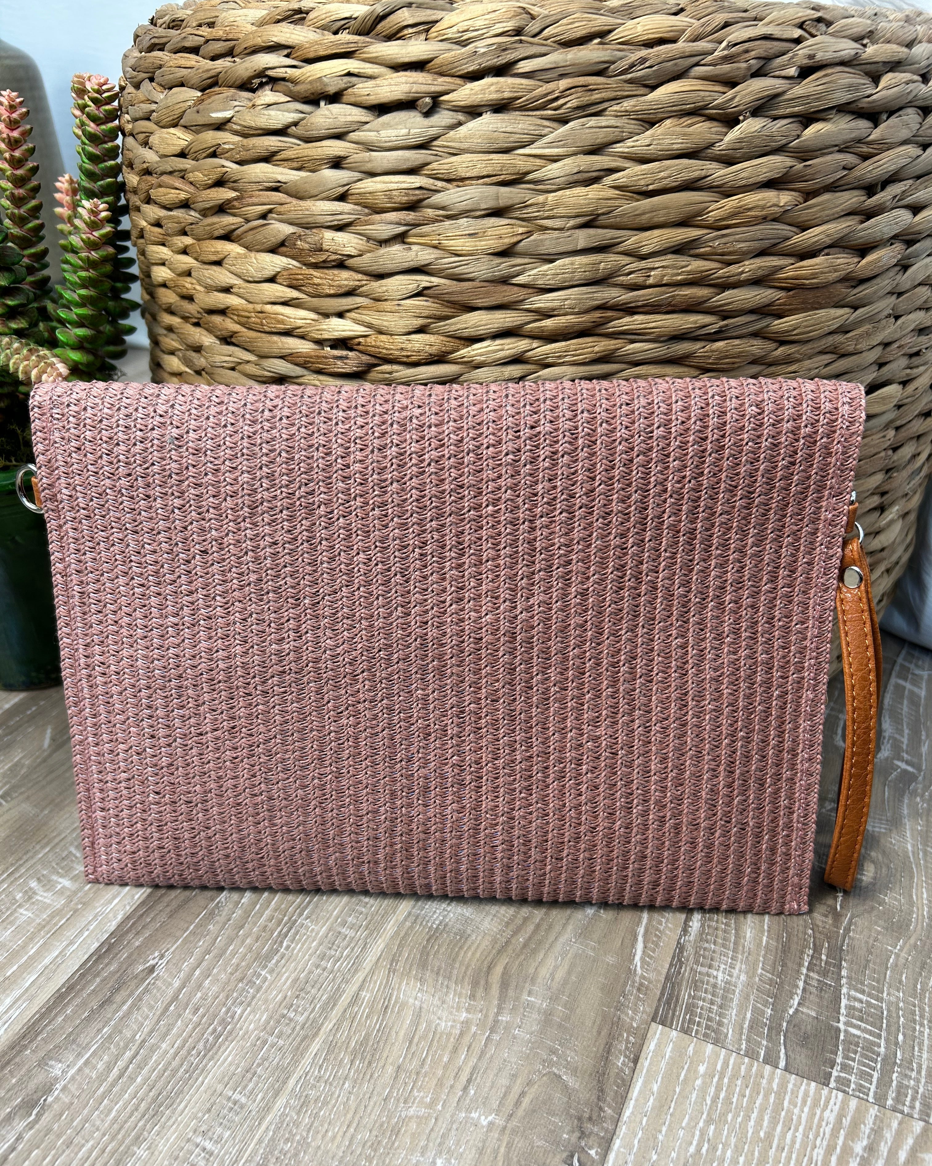 POCHETTE RAFIA FRANGE CON LACCIO ECOPELLE PER POLSO E TRACOLLA COL. CIPRIA