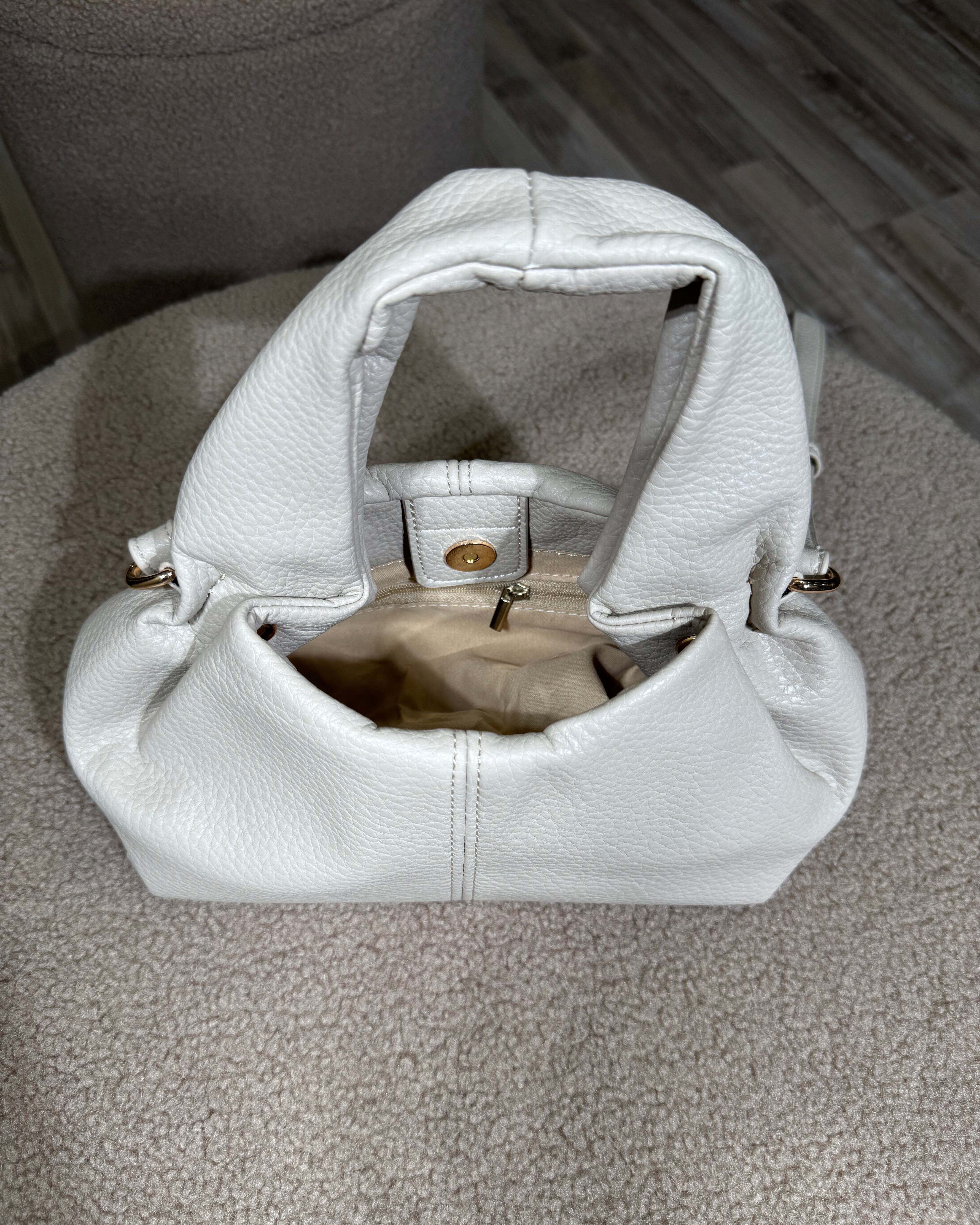 BORSA STRUTTURATA IN ECOPELLE CON DETTAGLI DORATI COL.CAMEL