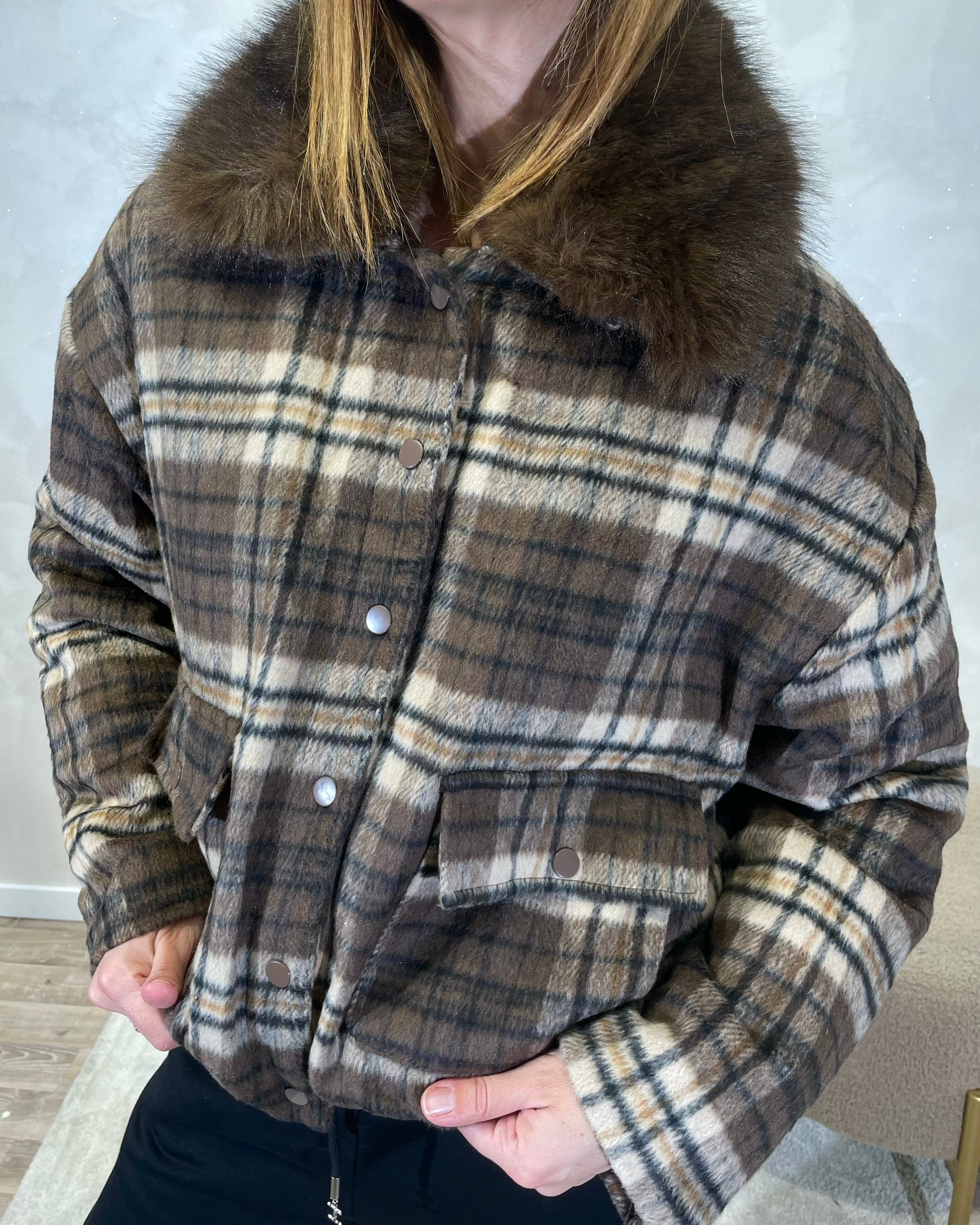 GIACCONE ANNA CHECK CON COLLO ECO-PELLICCIA COL.MORO