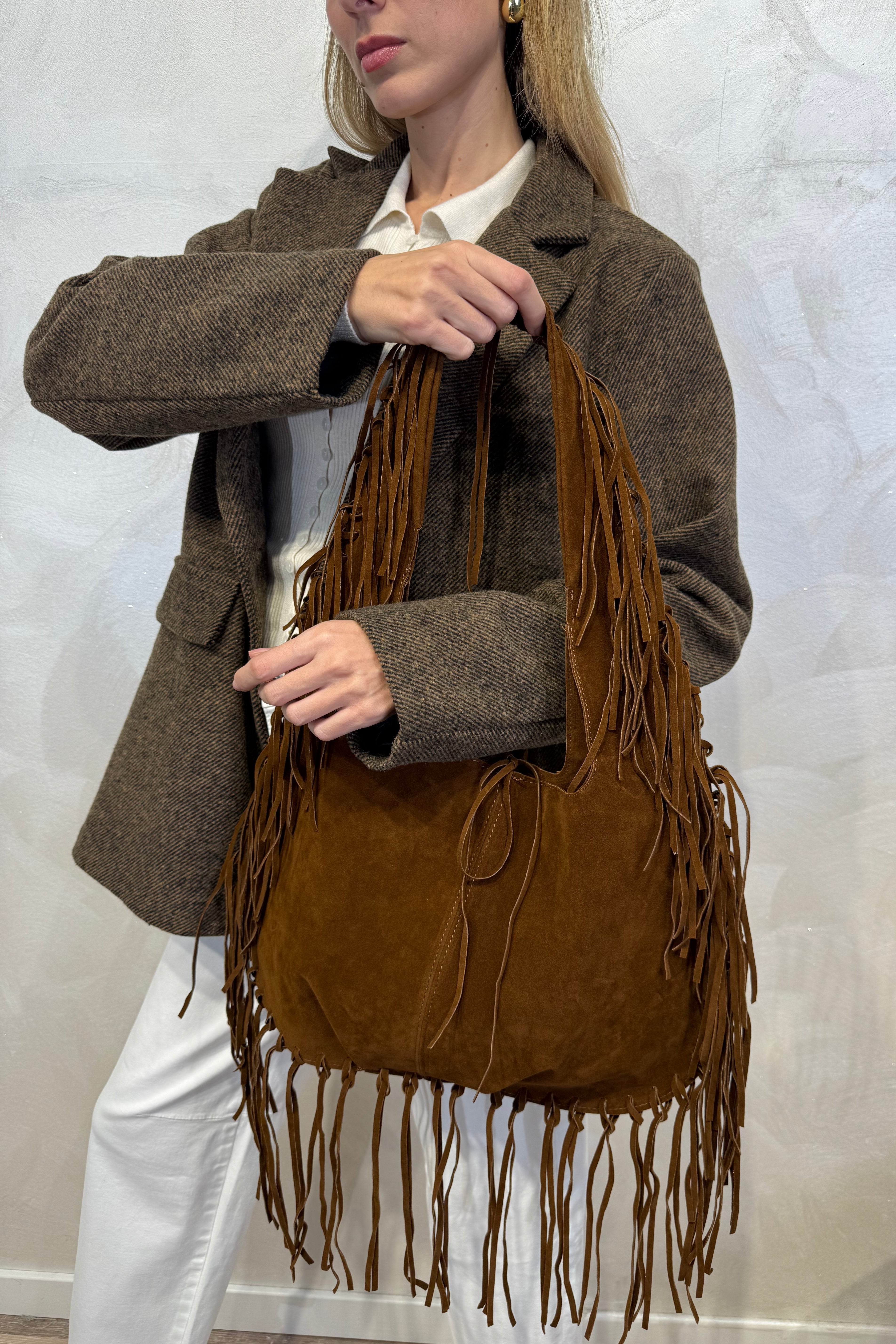 BORSA CON FRANGE COL. CAMEL