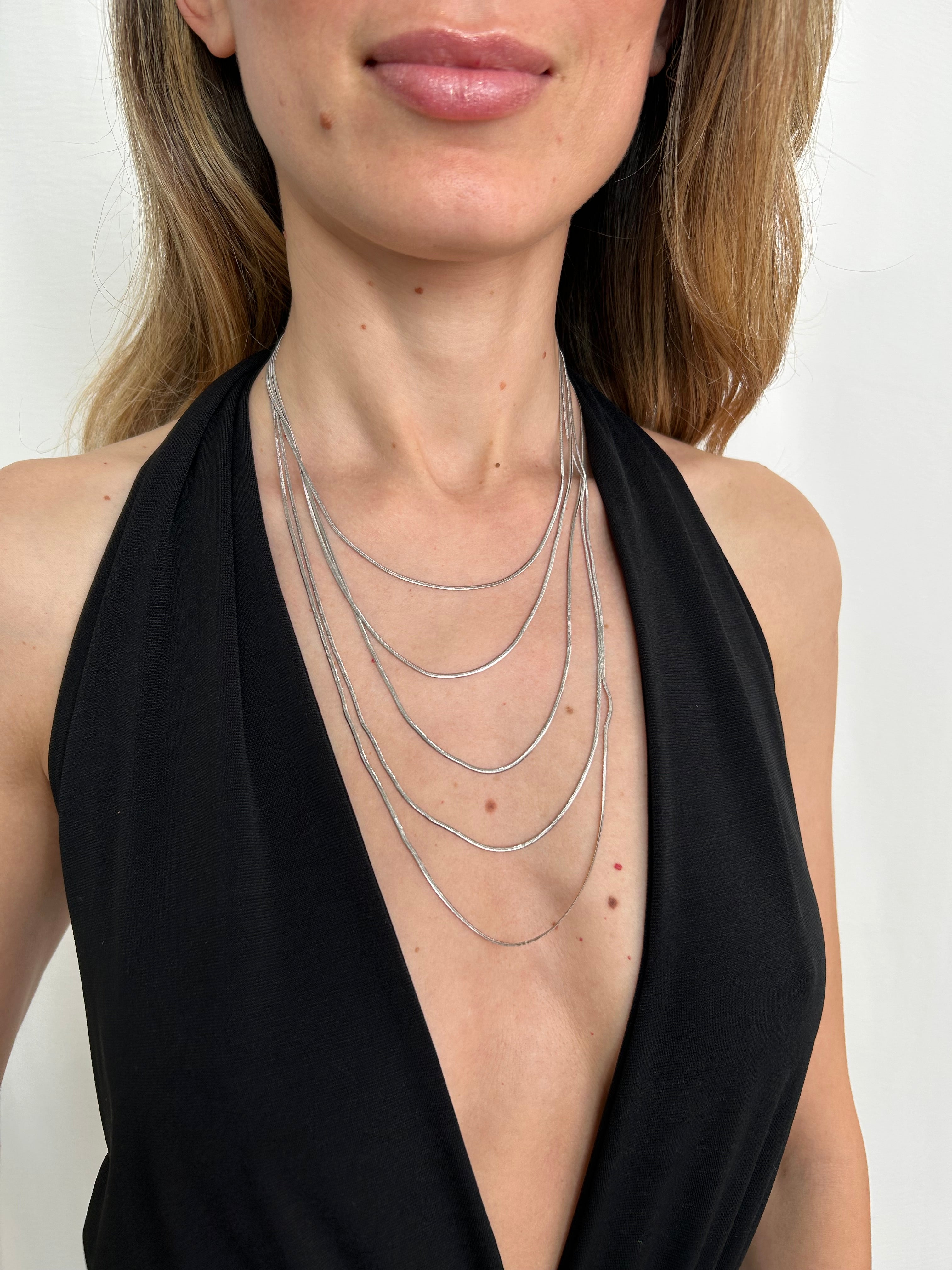 COLLANA MULTIFILI LUMINOSA COL ARGENTO