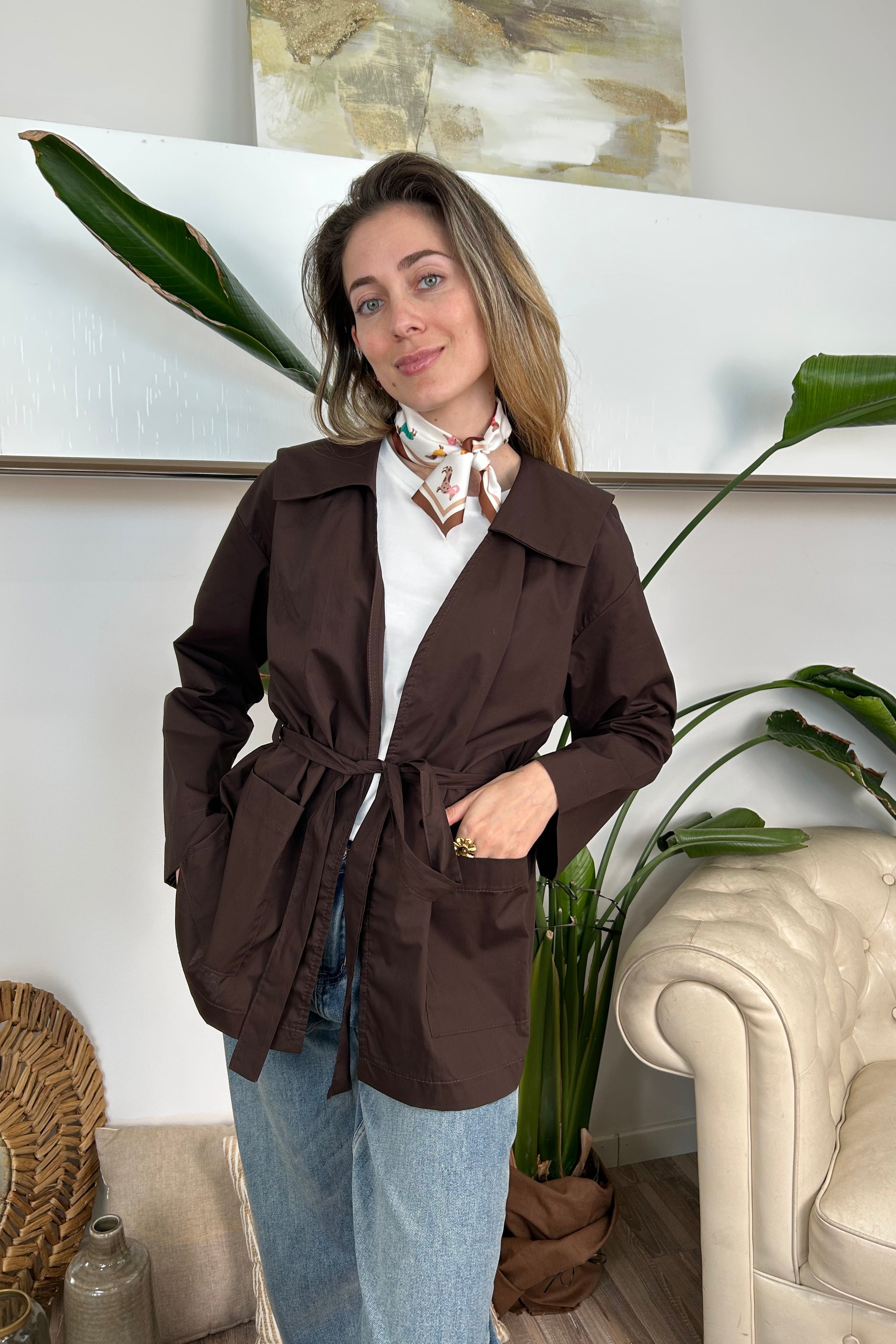 CAMICIA SPOLVERINO IN COTONE CON CINTURA COL. BLACK COFFEE