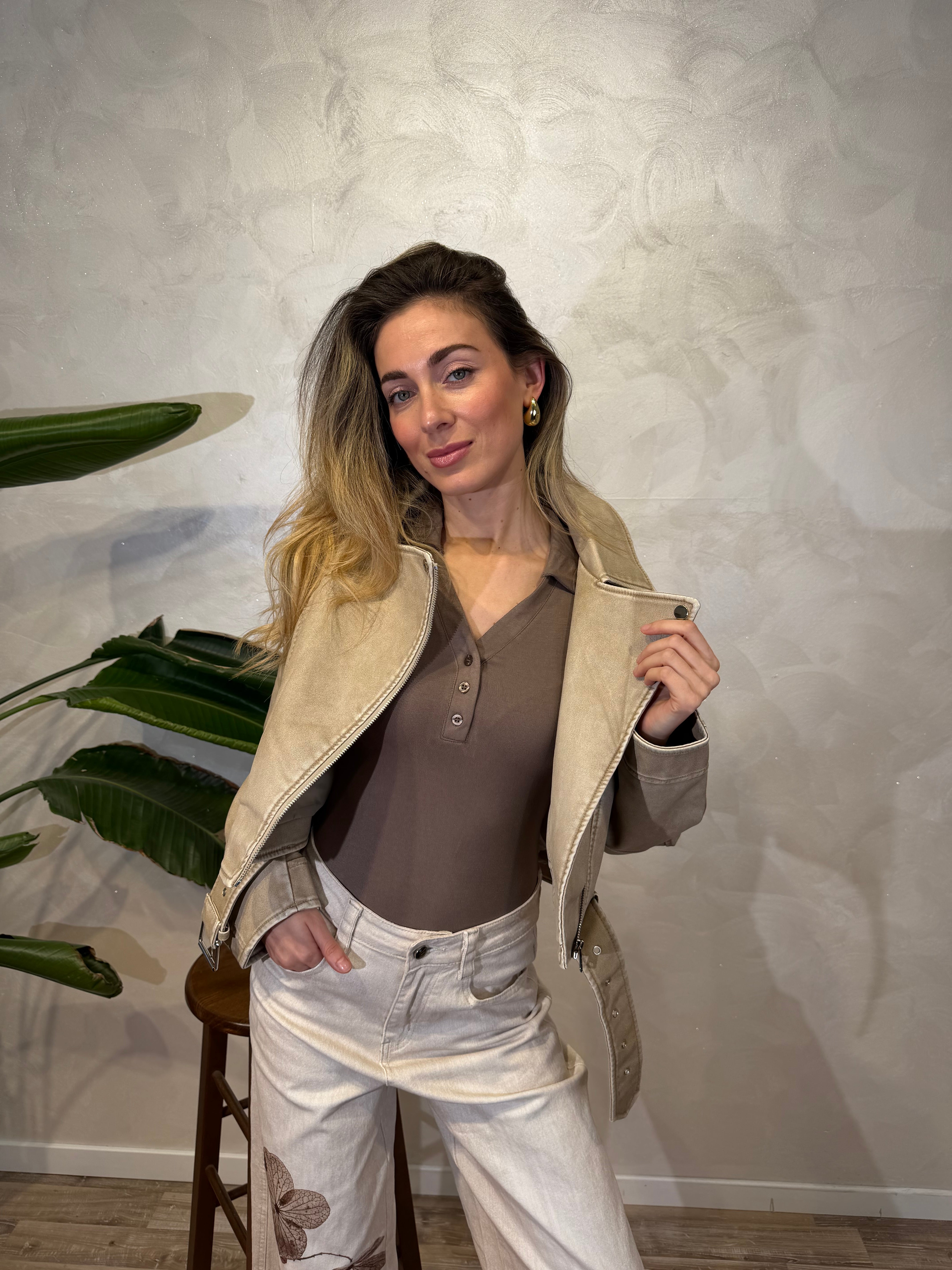 CHIODO CORTO IN ECO-PELLE COL. SABBIA