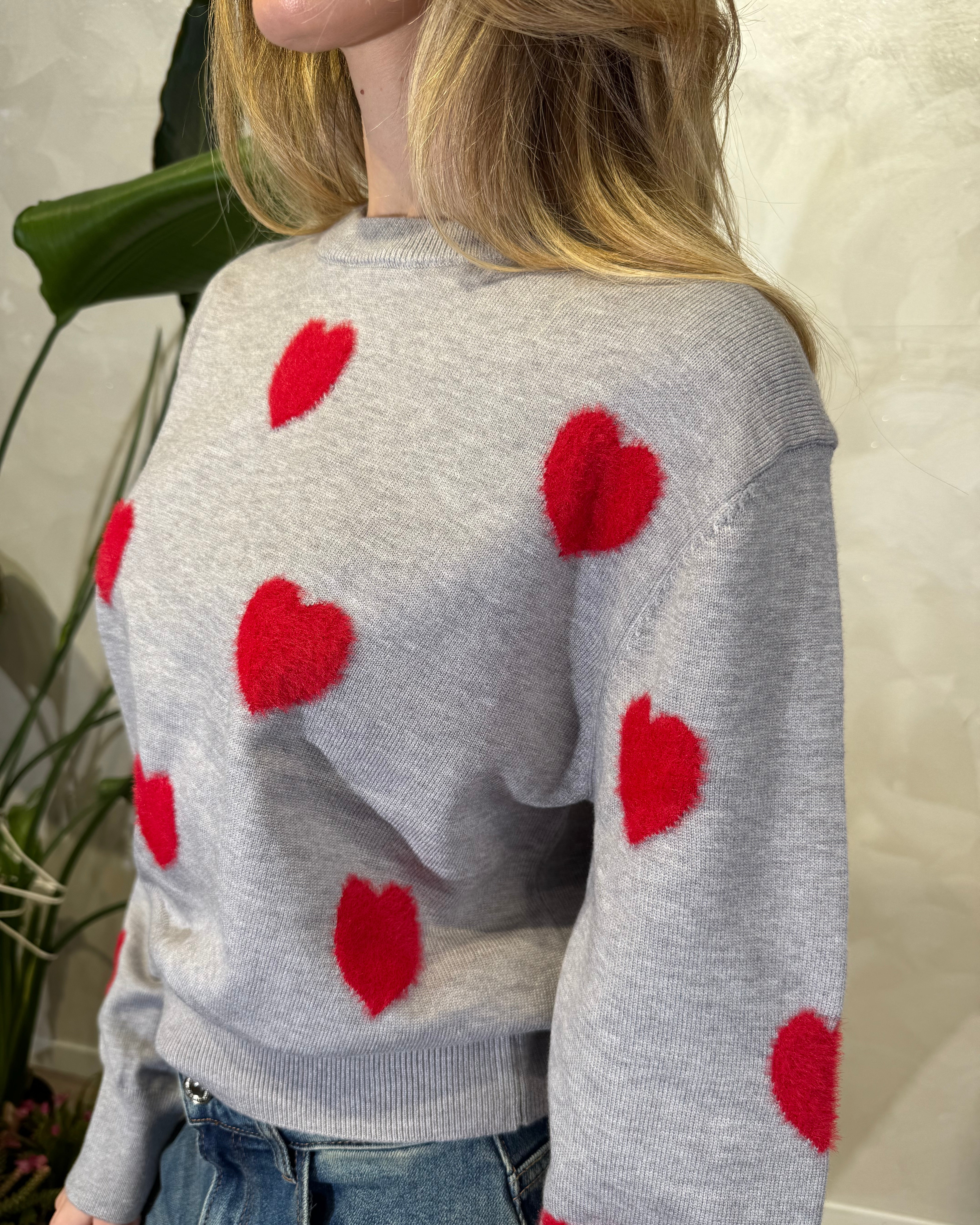 MAGLIA TRICOT CON CUORI ROSSI COL. GRIGIO