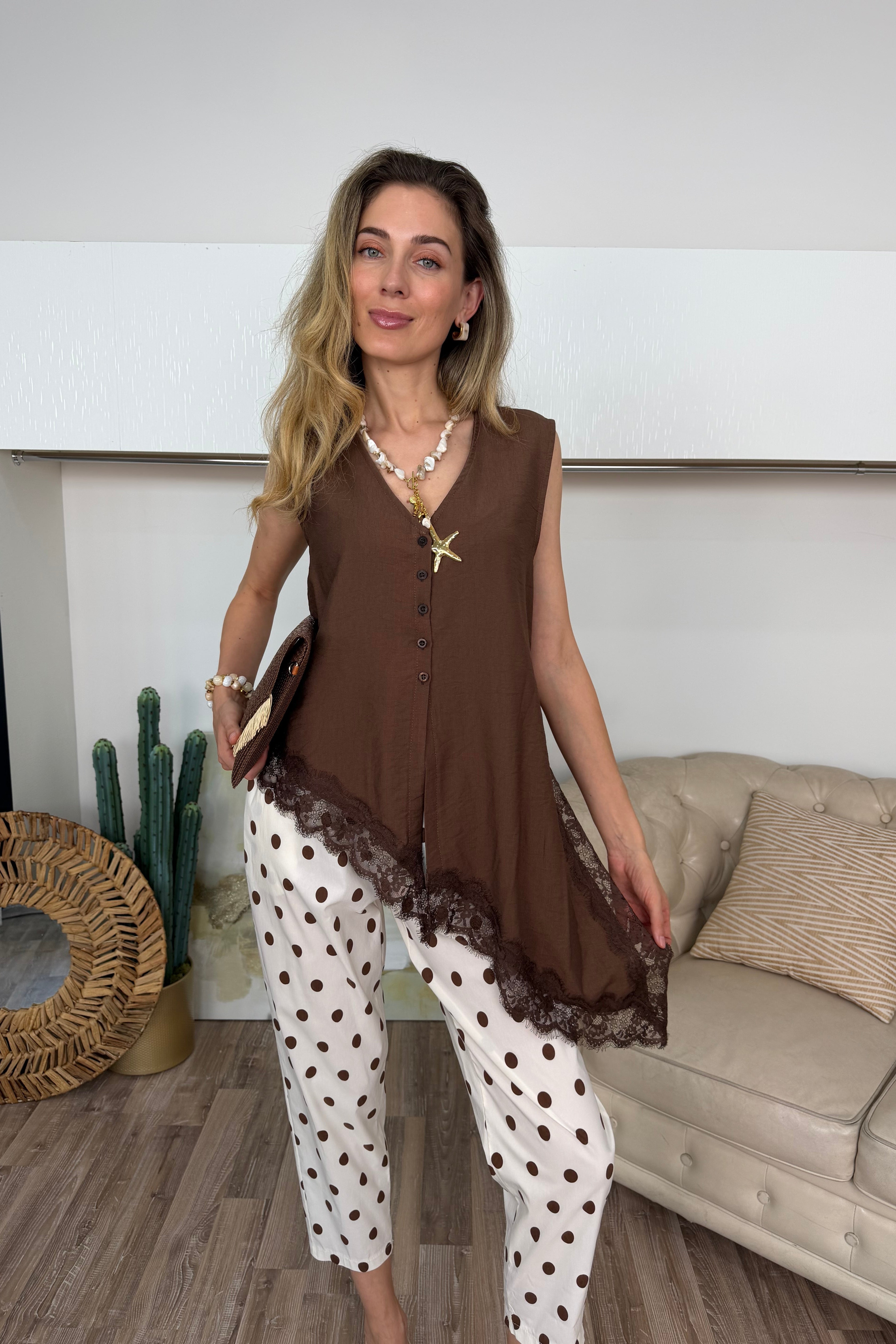 TOP ASIMMETRICO LACE COL MORO