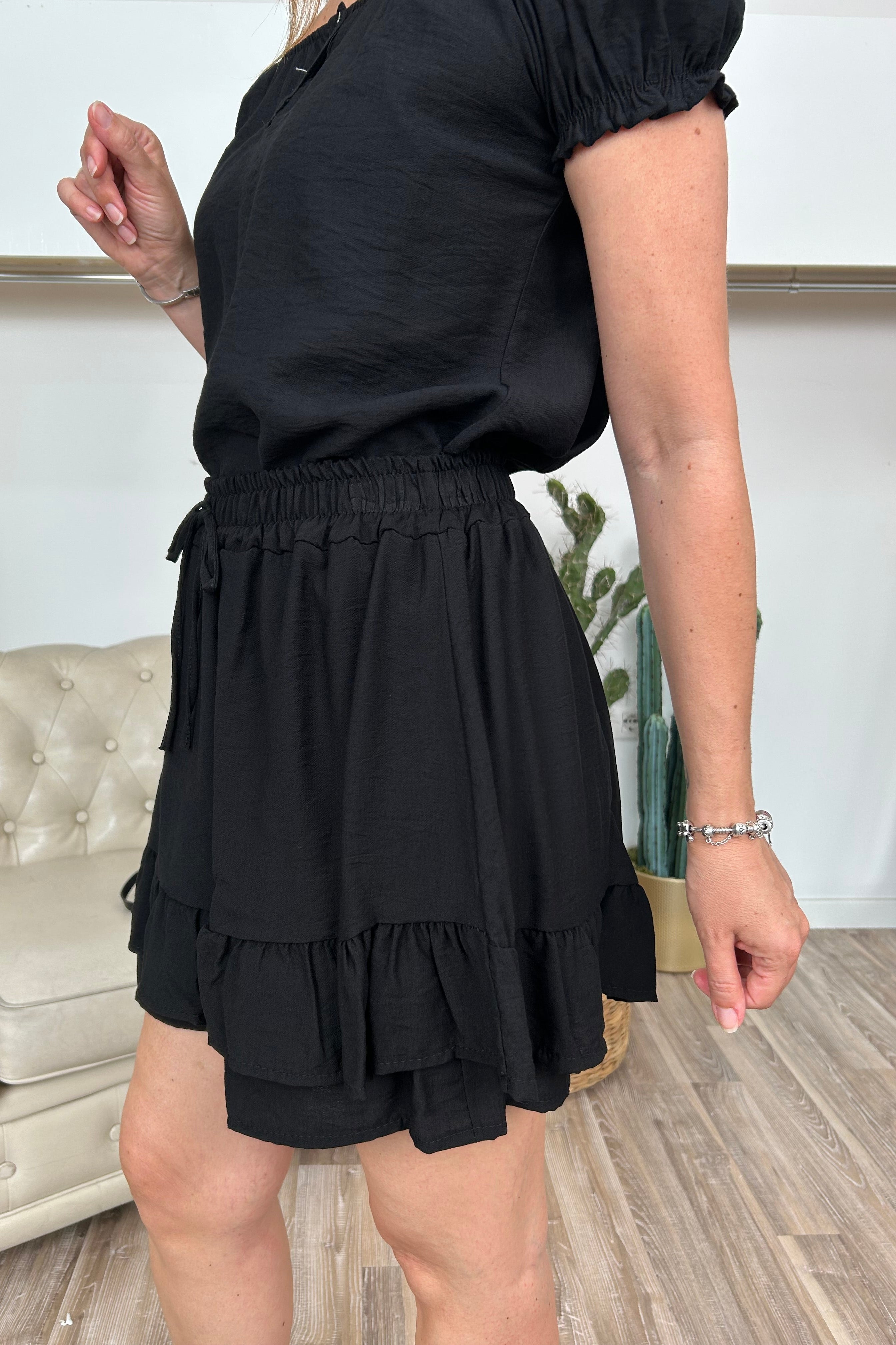 COMPLETO CON TOP OFF-SHOULDERS E GONNA PANTA COORDINATA COL. NERO