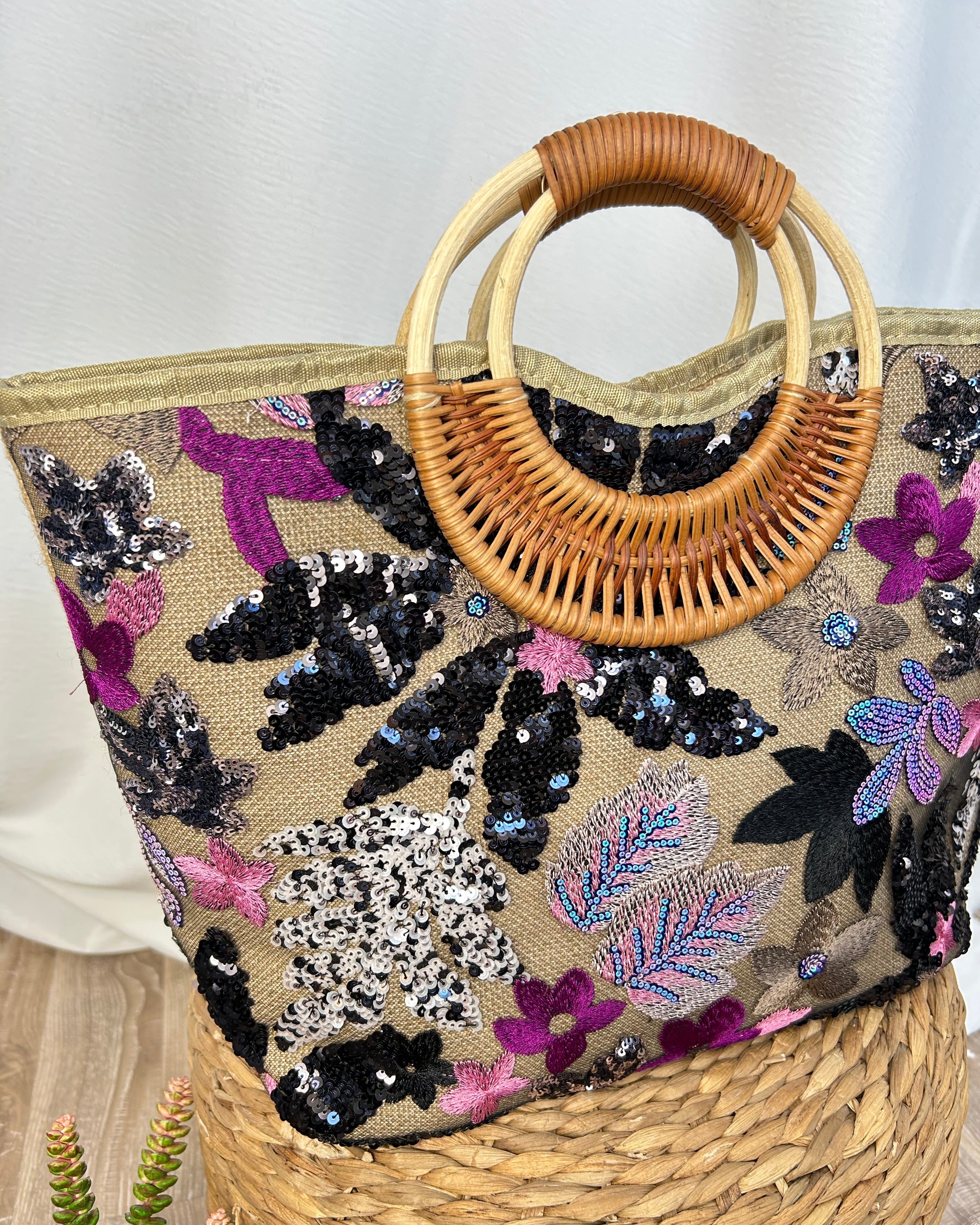 BORSA IN LINO RICAMATA E WOOD HANDLE COL. NERO