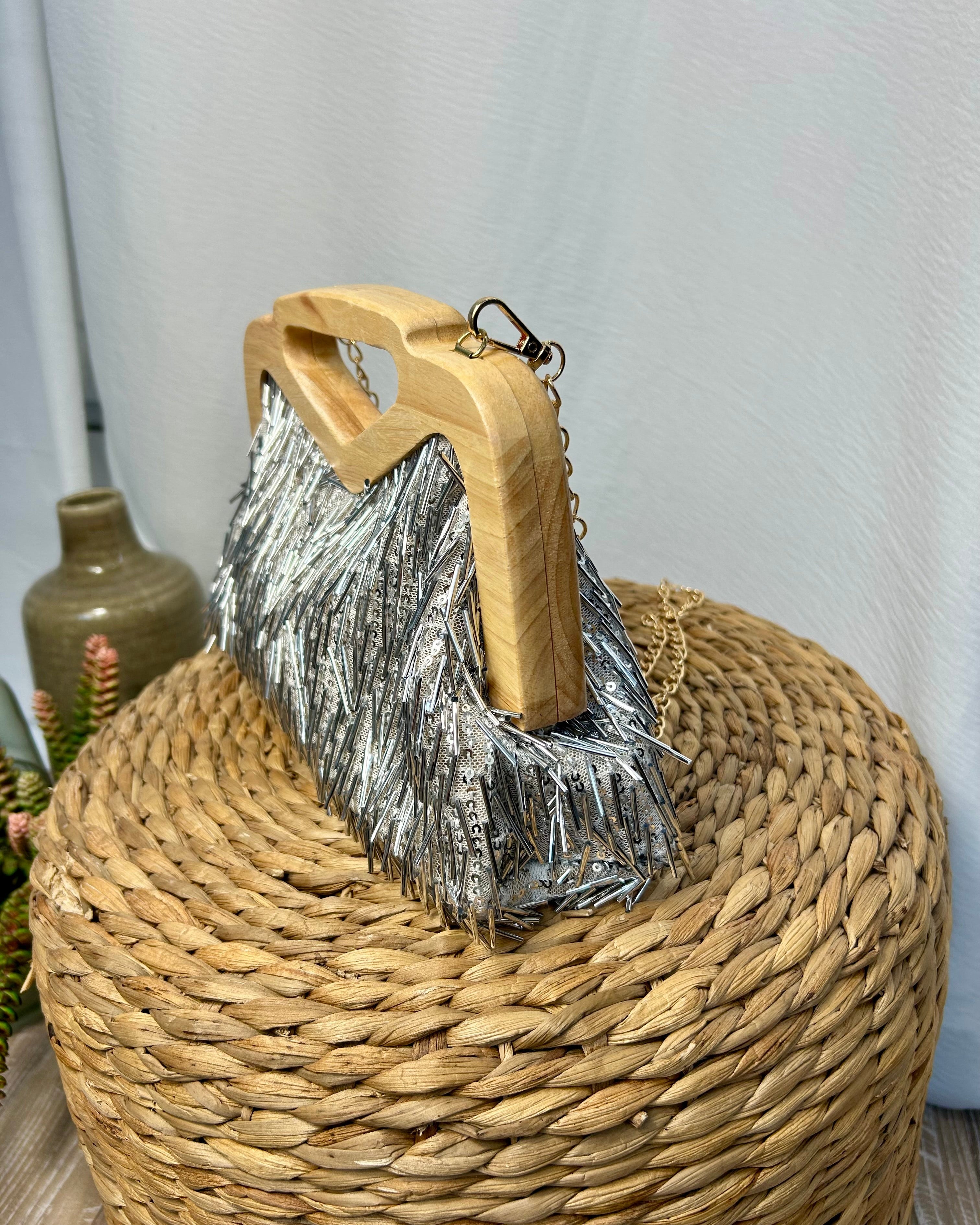 MINI BAG FRINGE CON MANICO IN LEGNO COL. SILVER