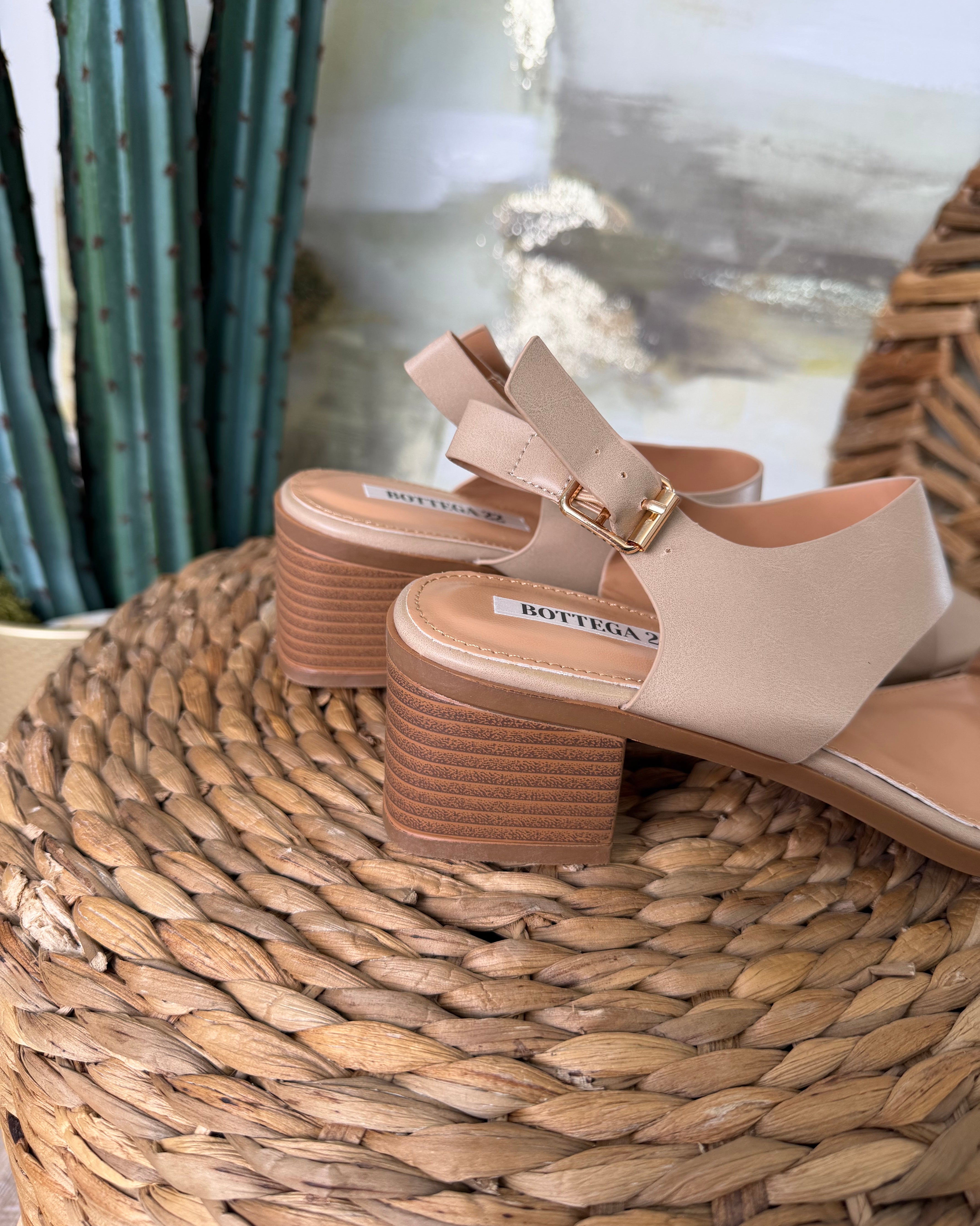 SANDALI CON DOPPIA FASCIA COL. BEIGE
