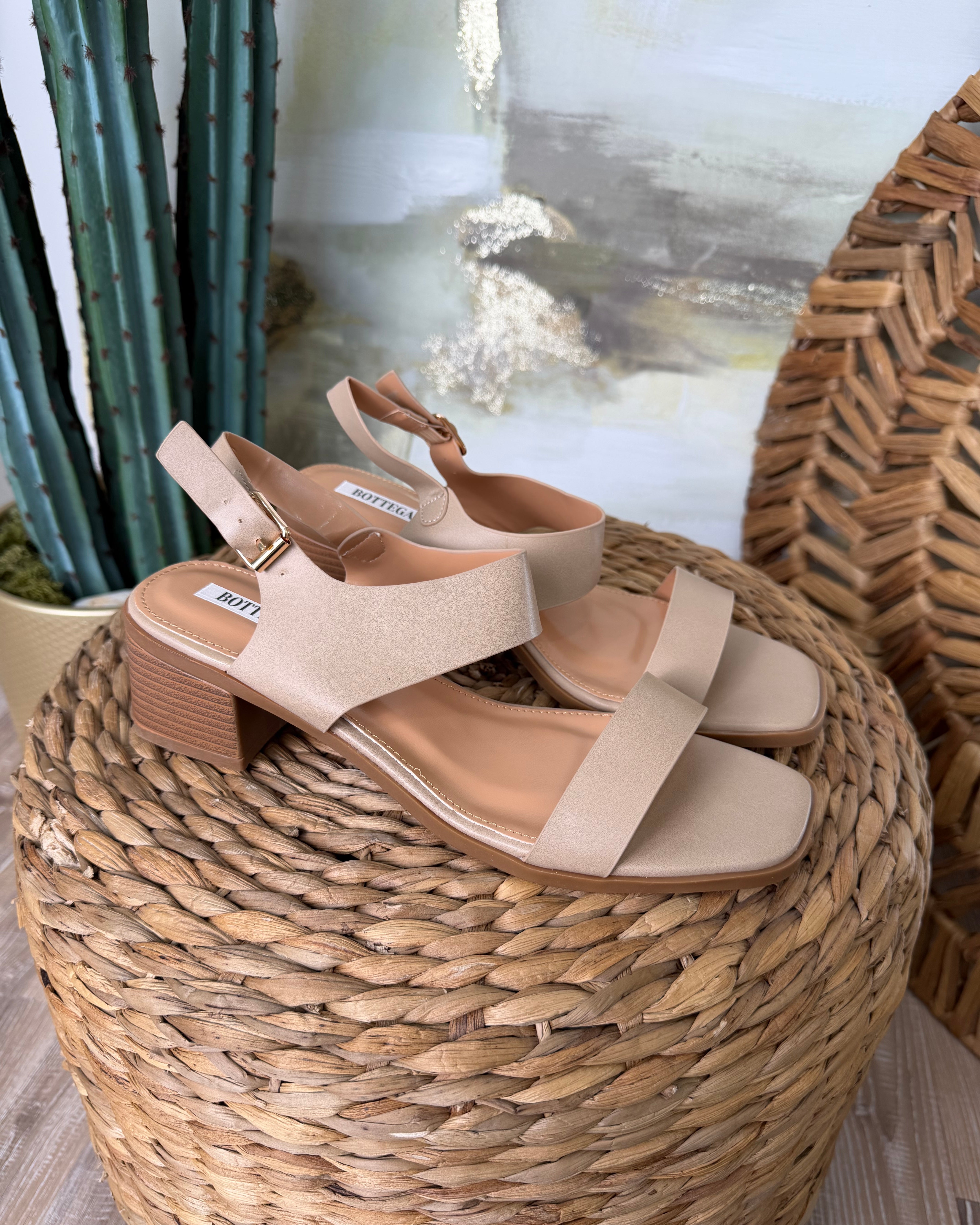 SANDALI CON DOPPIA FASCIA COL. BEIGE