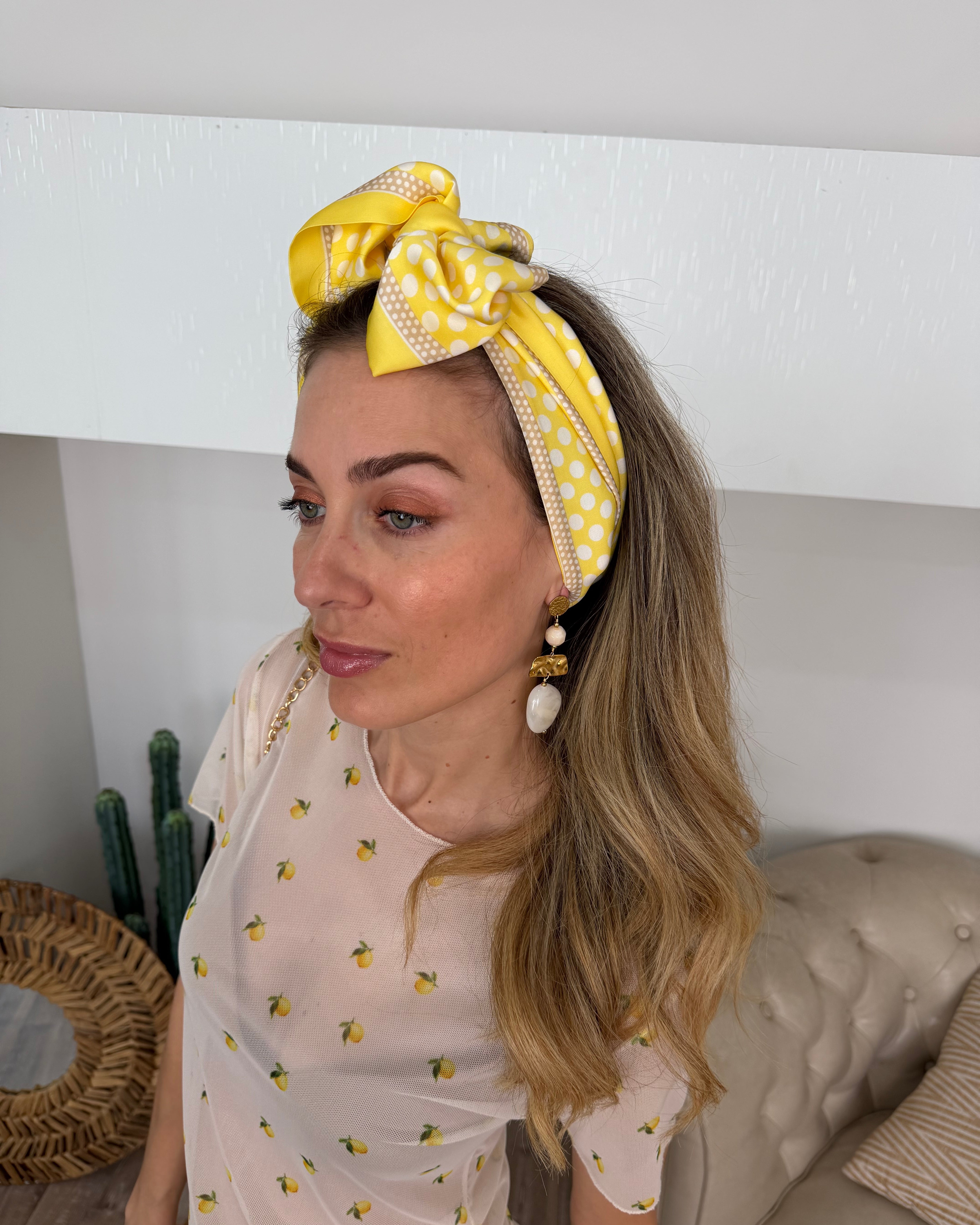 BANDANA USO DOPPIO CAPELLI & FUSCIACCA A POIS COL GIALLO