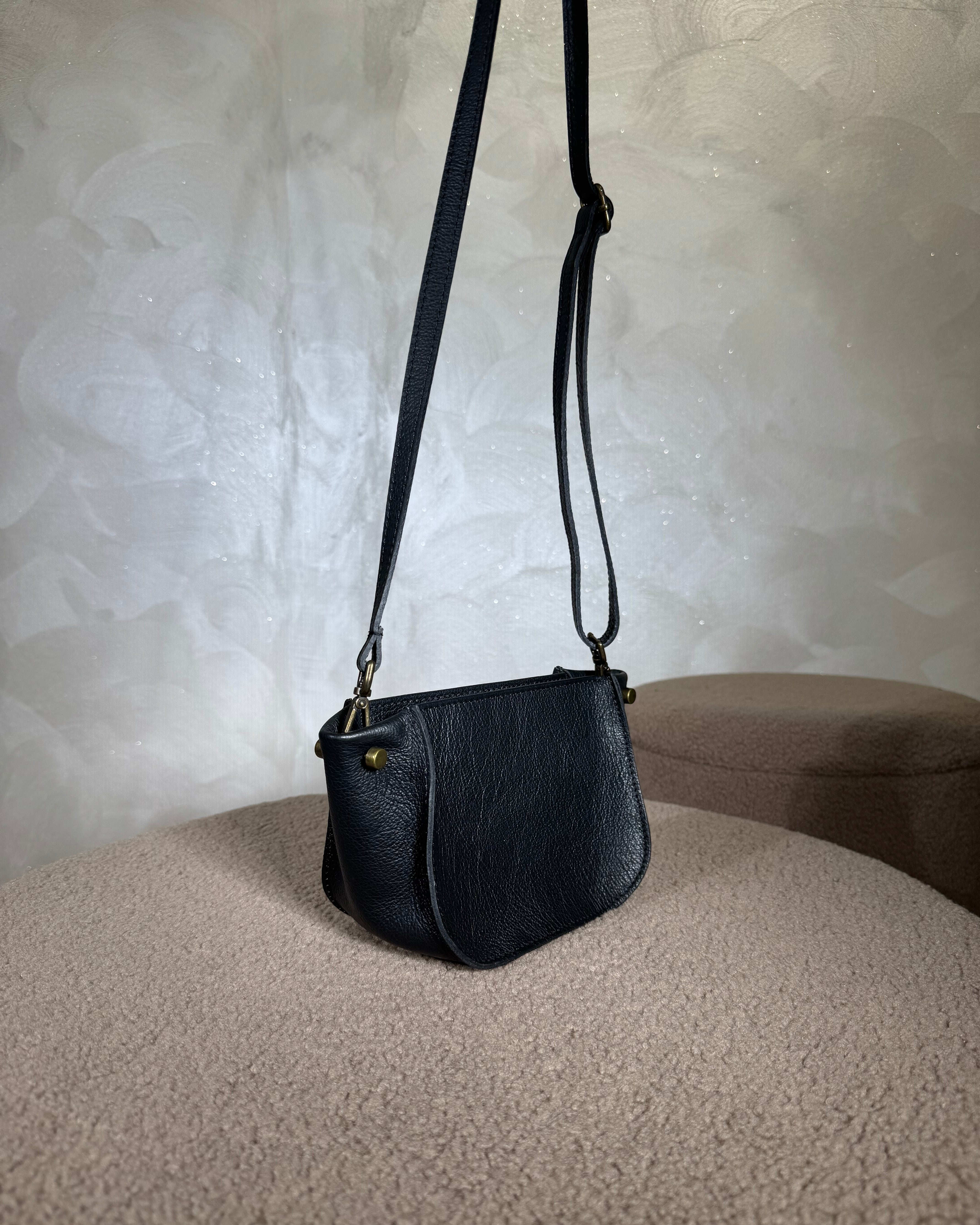 BORSA COMPATTA VERA PELLE COL.NERO