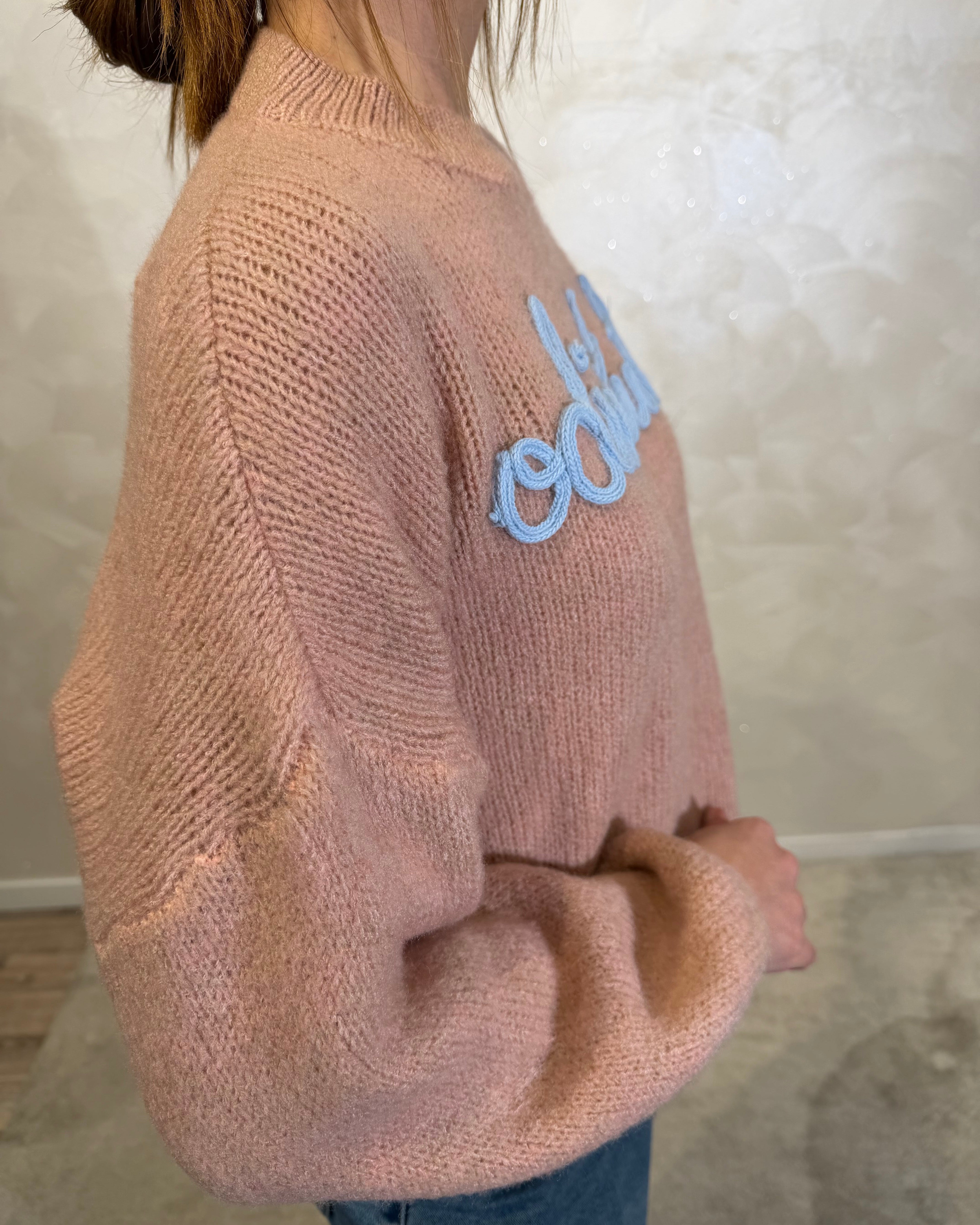 MAGLIONE CON RICAMO "ODIO TUTTI" COL. CIPRIA