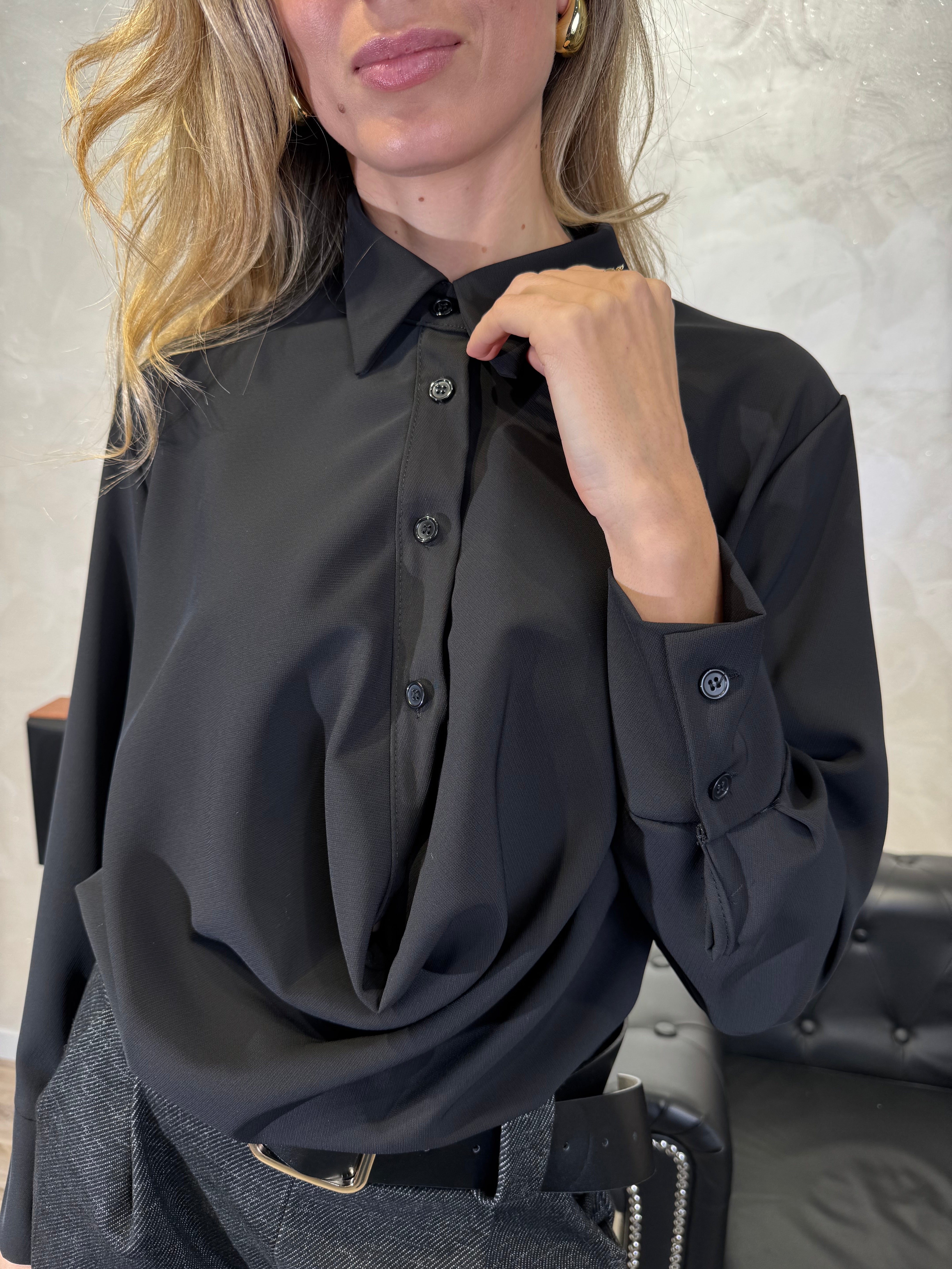 CAMICIA DRAPPEGGIATA COL. NERO