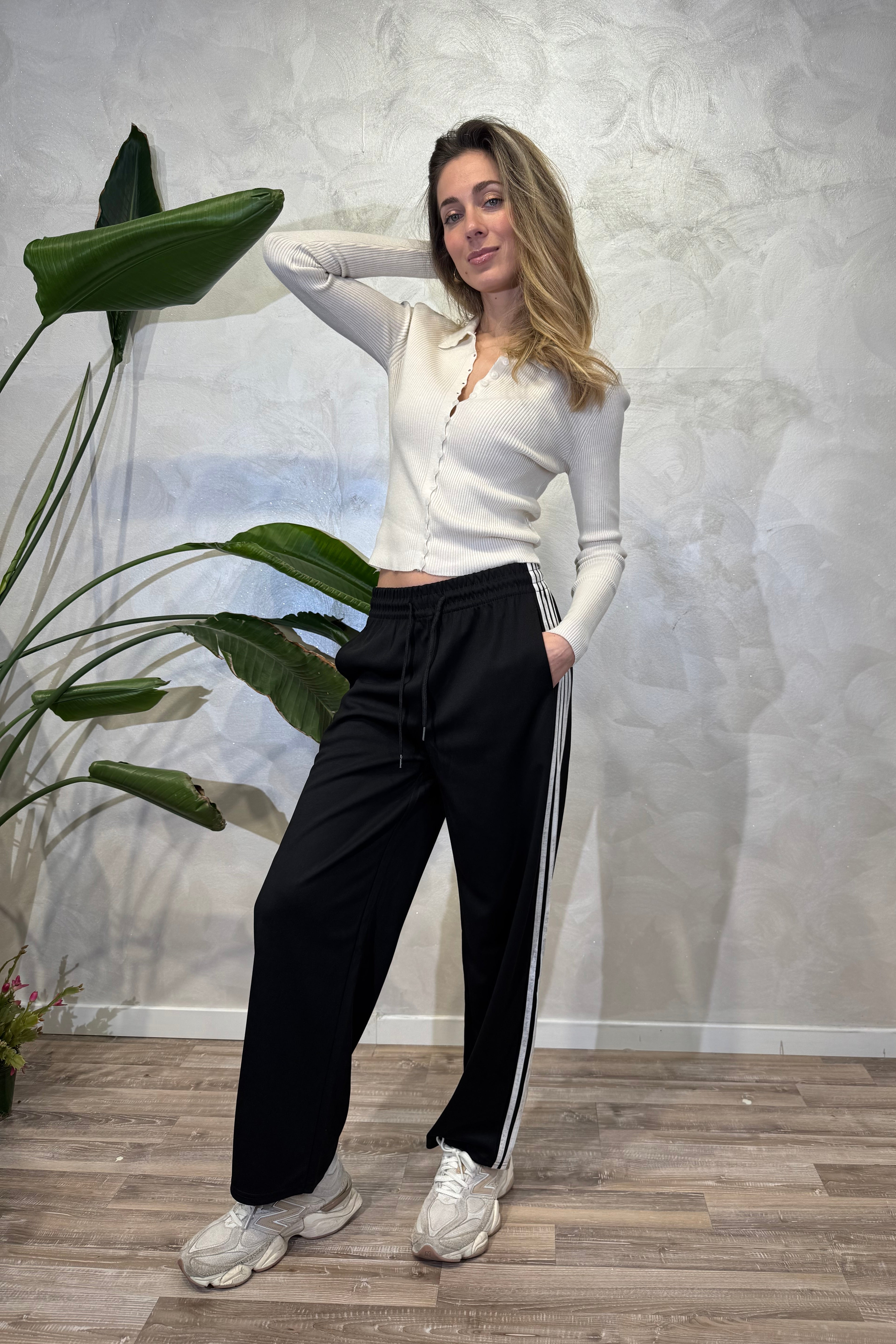 JOGGER STRIPE PANTA CON BANDE LATERALI COL. NERO