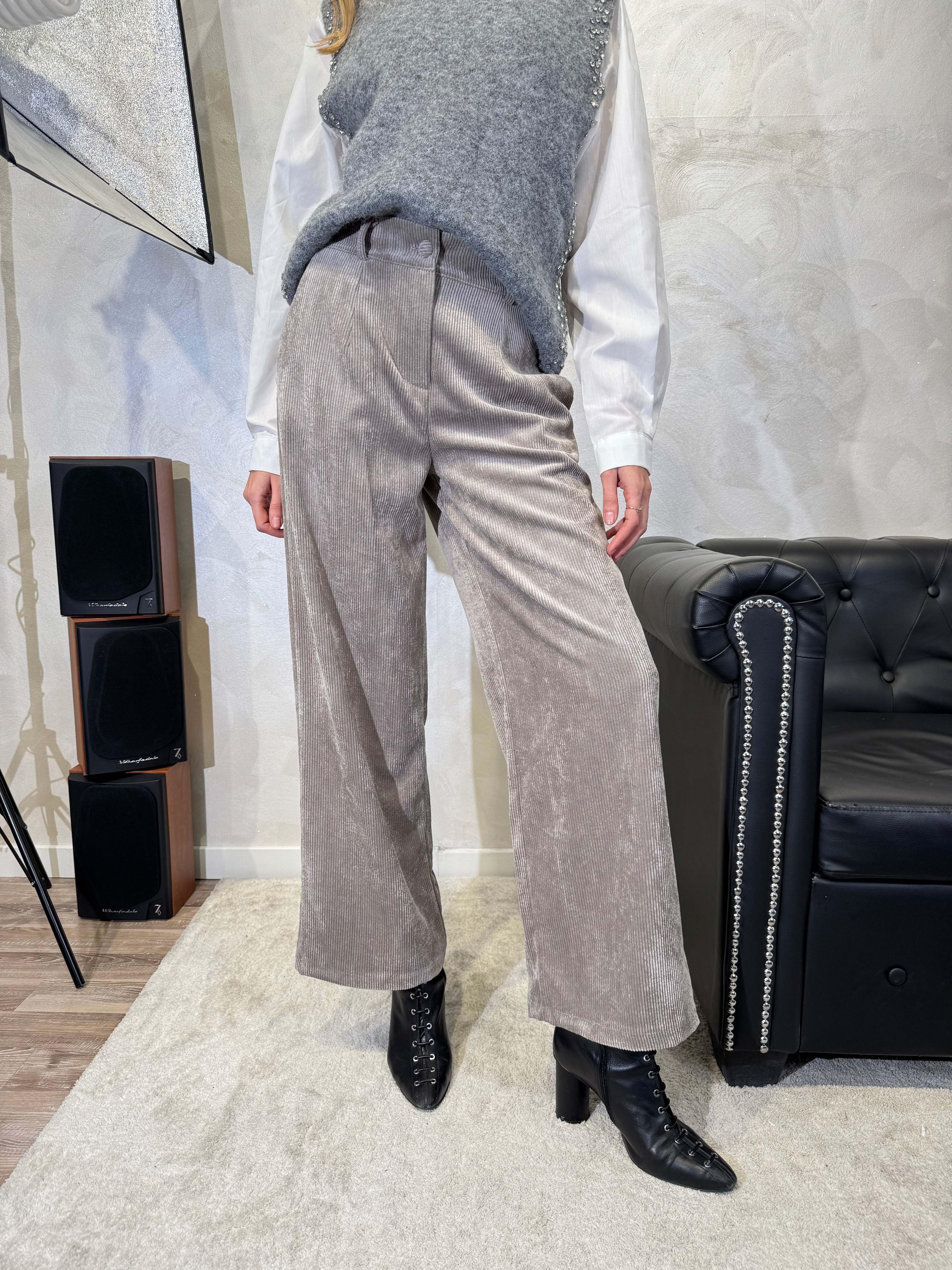 COMPLETO VELLUTO COL. TORTORA