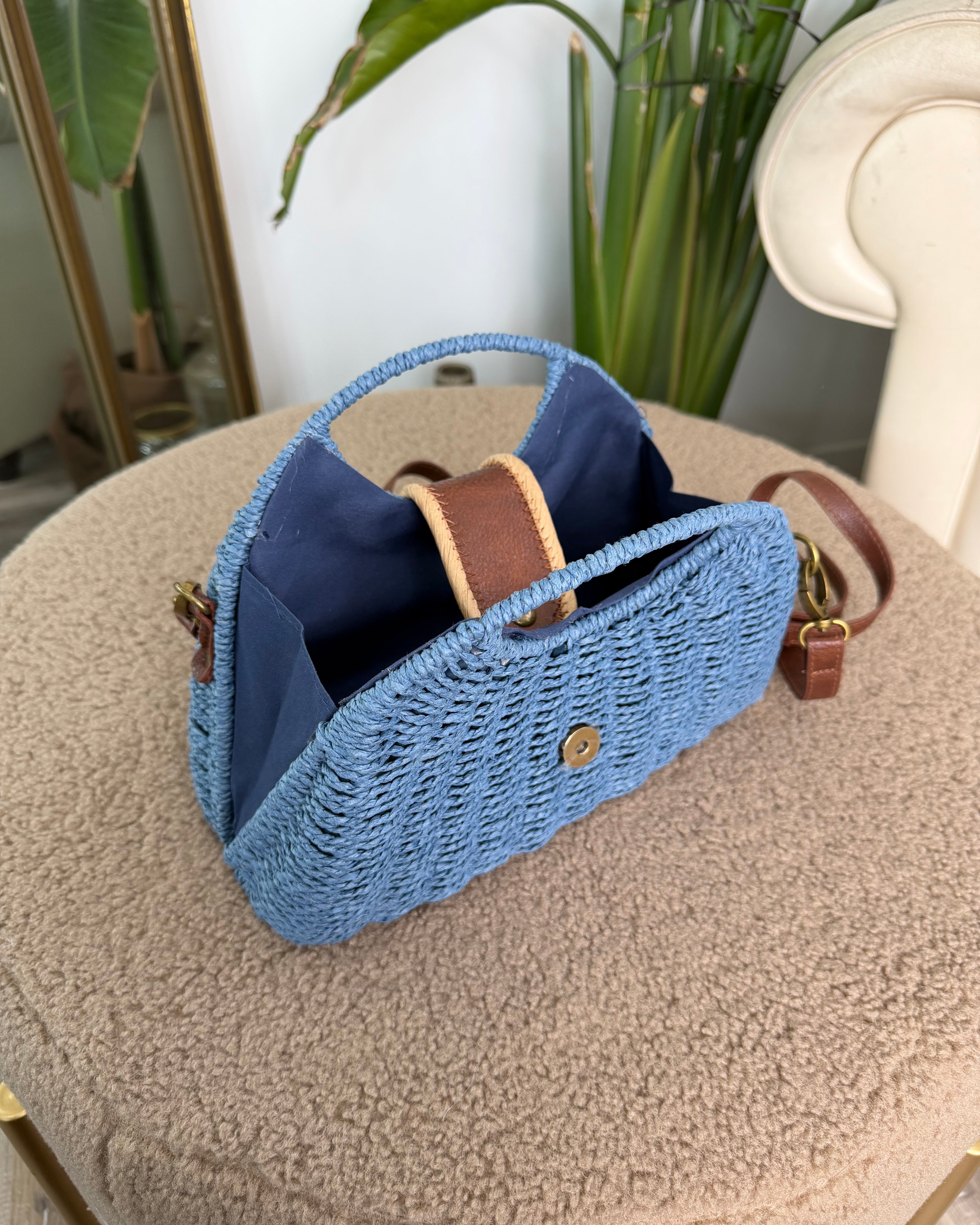 BORSA IN VIMINI CON DETTAGLI IN ECOPELLE COL.BLU