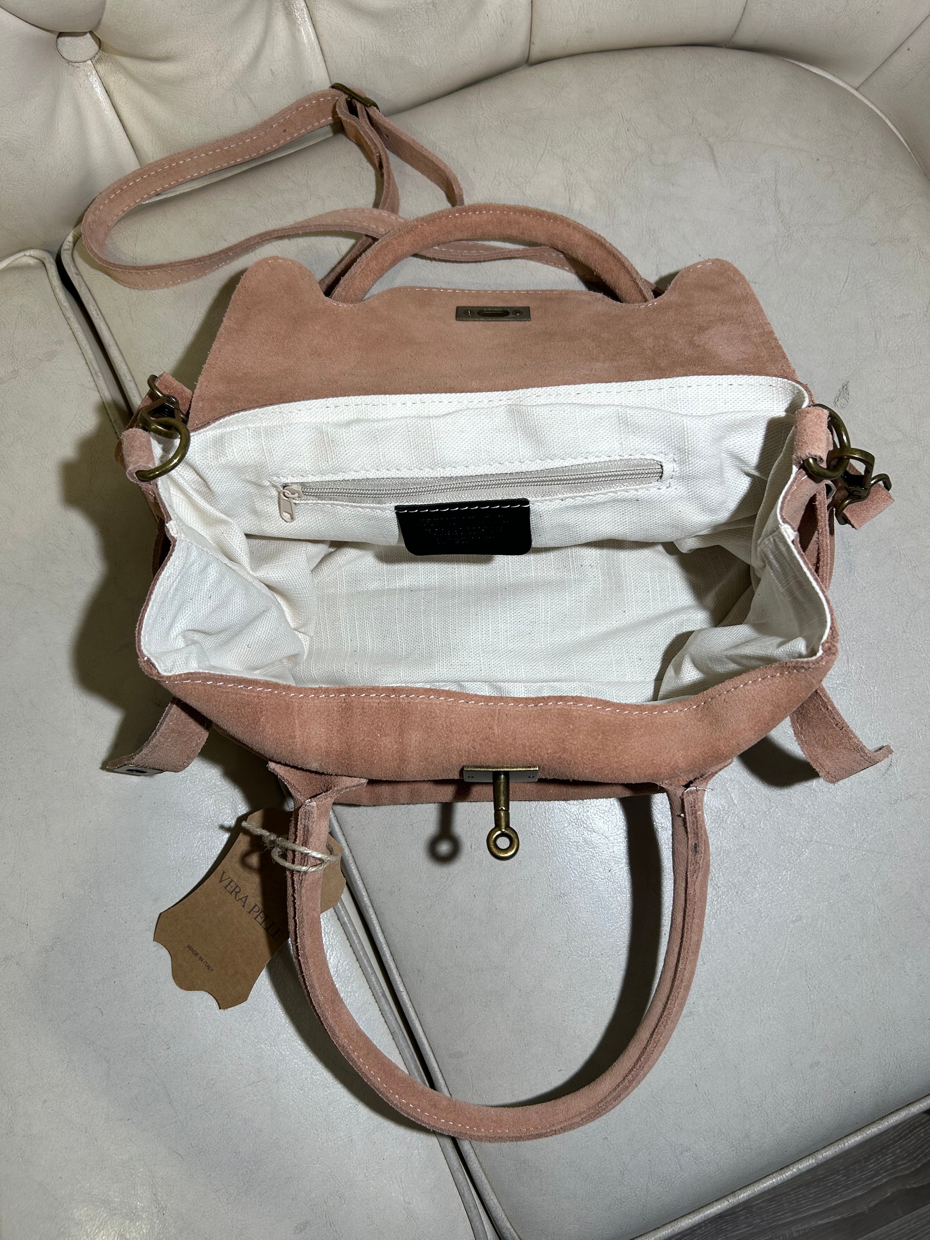 BORSA IN VERA PELLE SCAMOSCIATA CON CHIUSURA METALLICA COL.CIPRIA