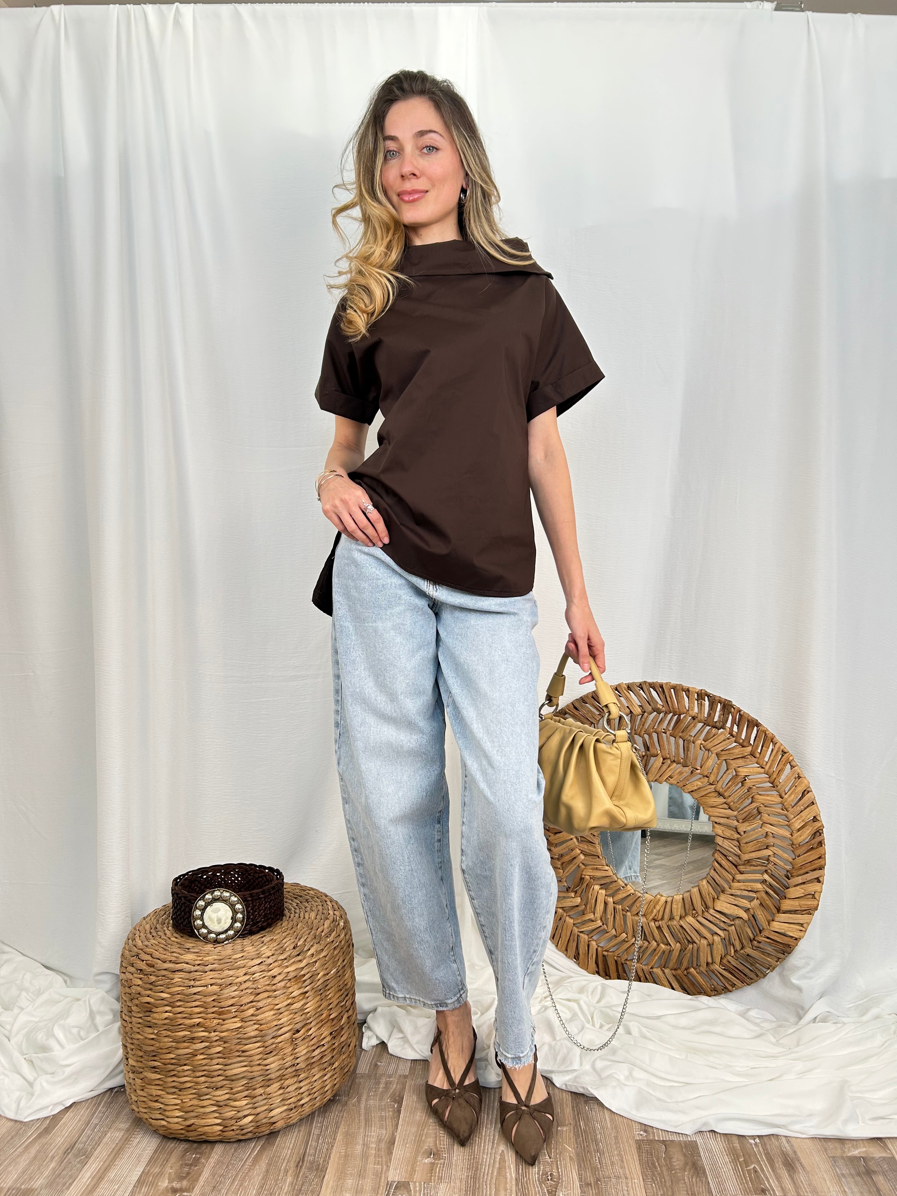 CAMICIA BLUSA COLLO A BARCA CON ABBOTTONATURA DIETRO COL. BLACK COFFEE
