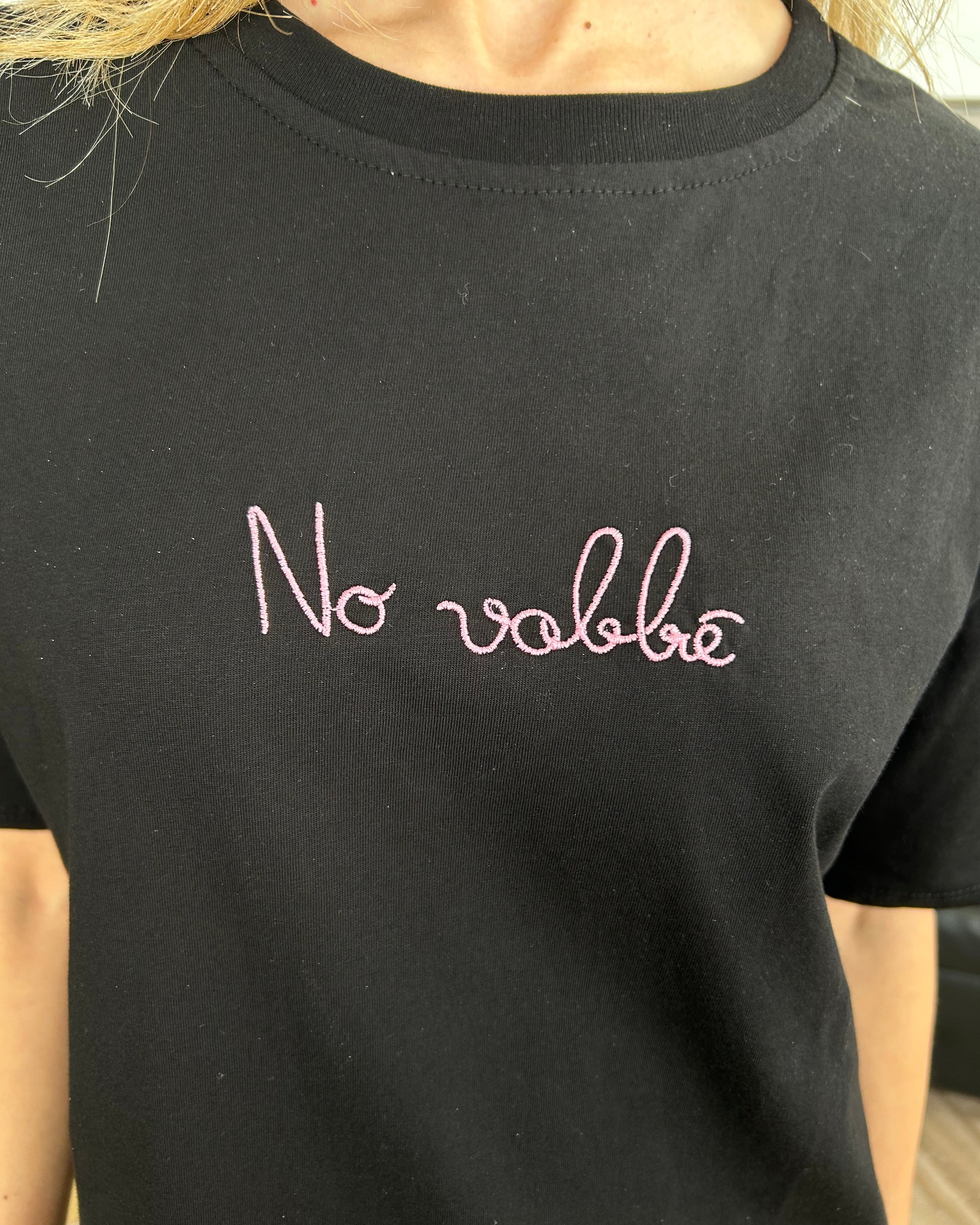 T‑SHIRT COTONE 100% CON SCRITTA “NO VABBÉ” COL. NERO