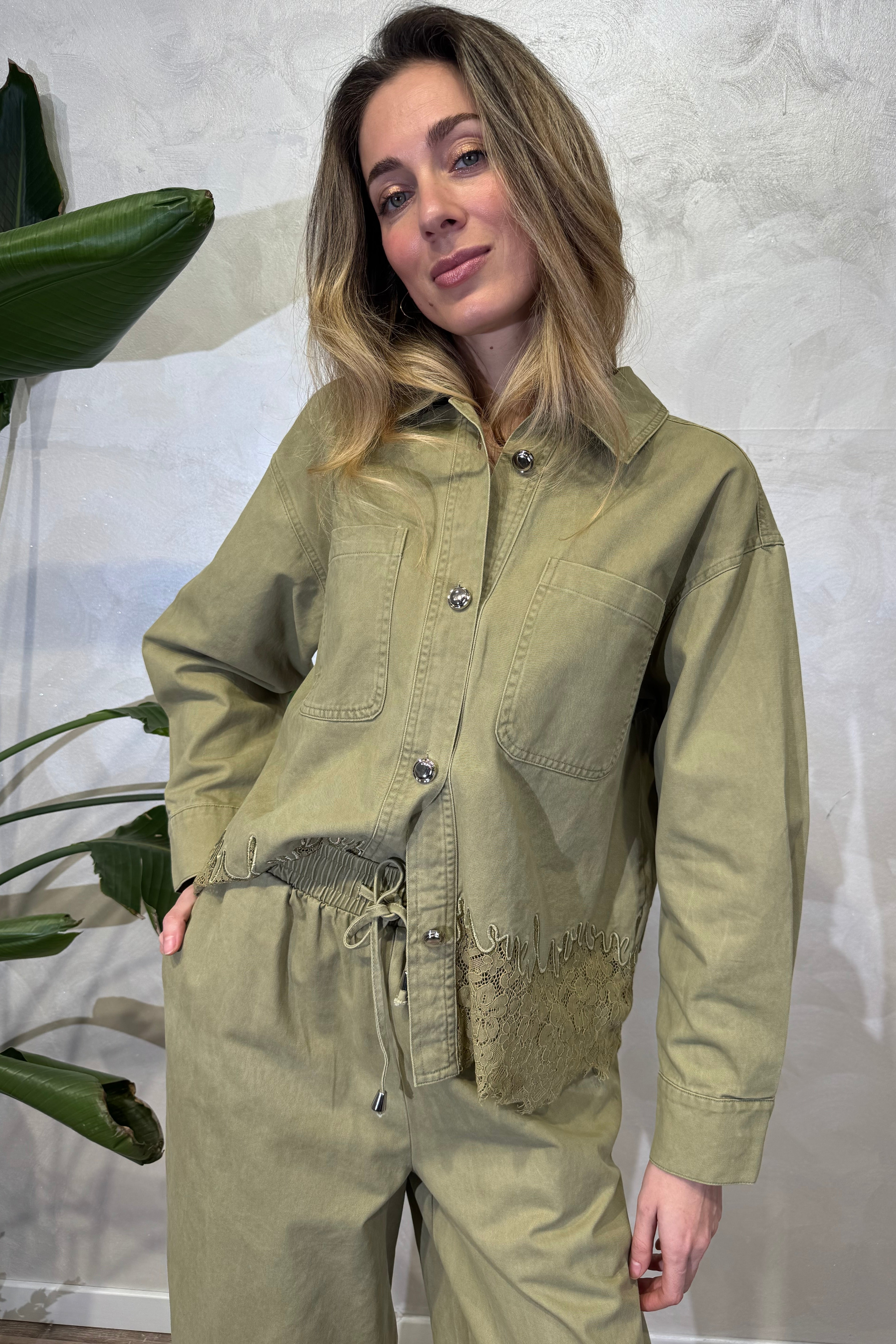 GIACCA CAMICIA CON INSERTO IN PIZZO COL. VERDE OLIVA