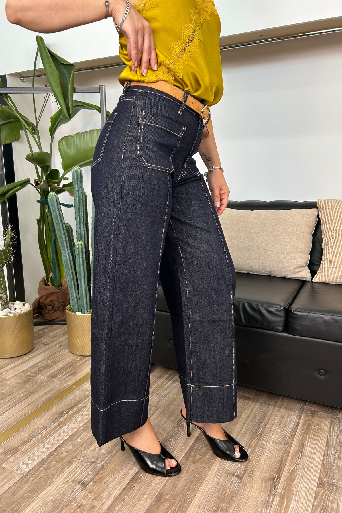 PANTALONE DENIM WIDE LEG CON CINTURA MOD. LISA