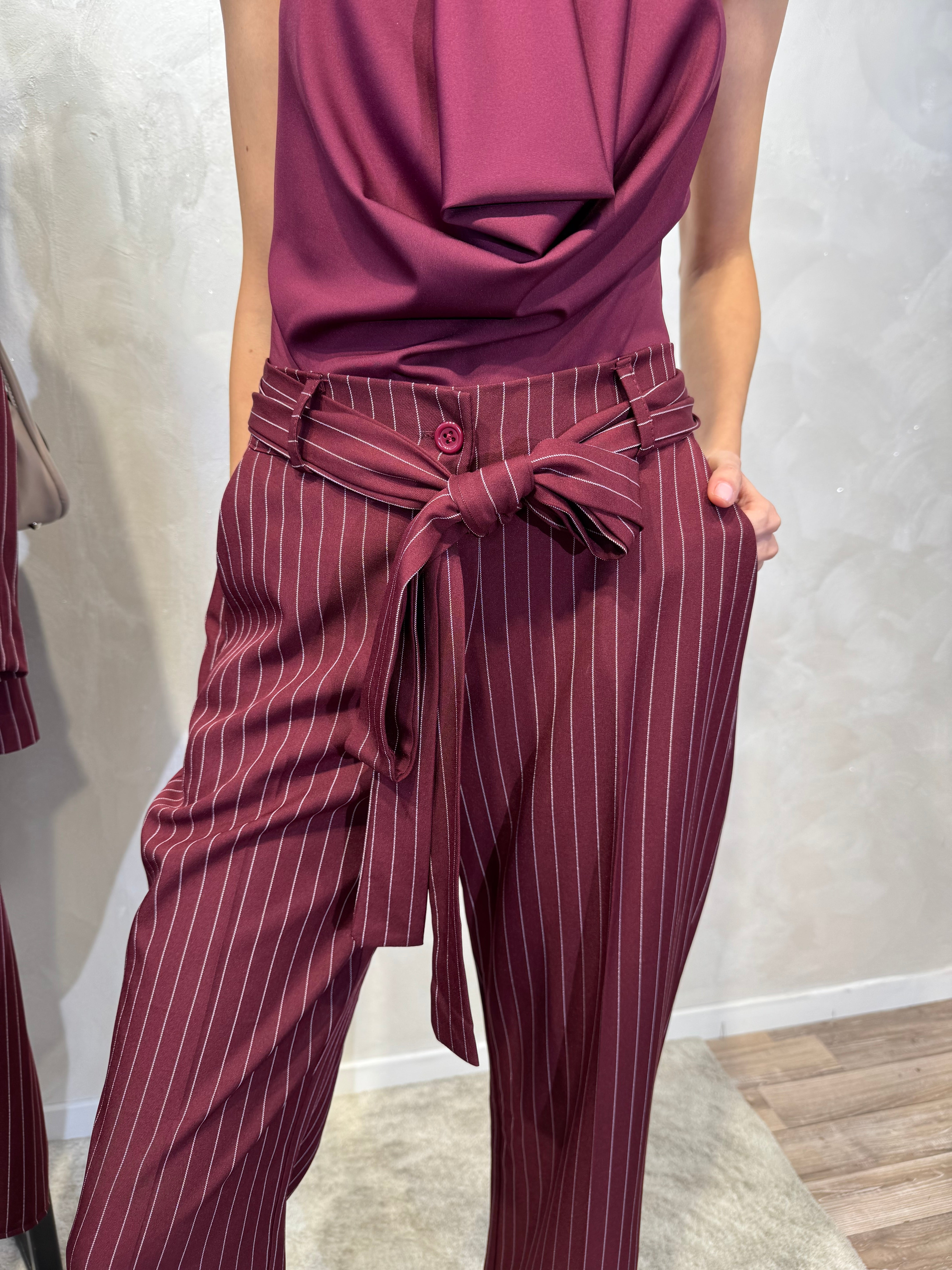 COMPLETO GESSATO CONTEMPORANEO COL. BORDEAUX