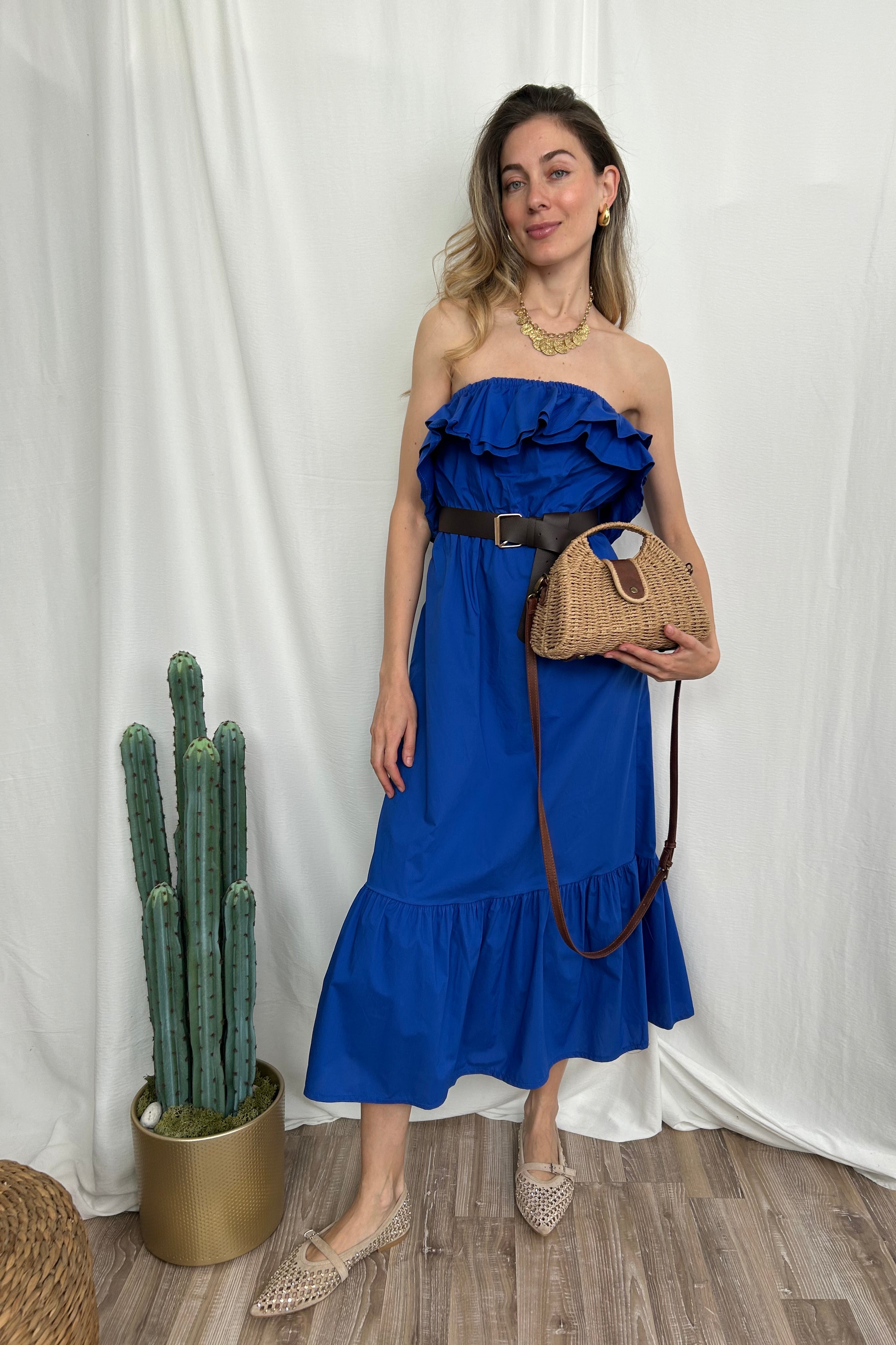 ABITO STRAPLESS CON VOLANT COL BLUETTE