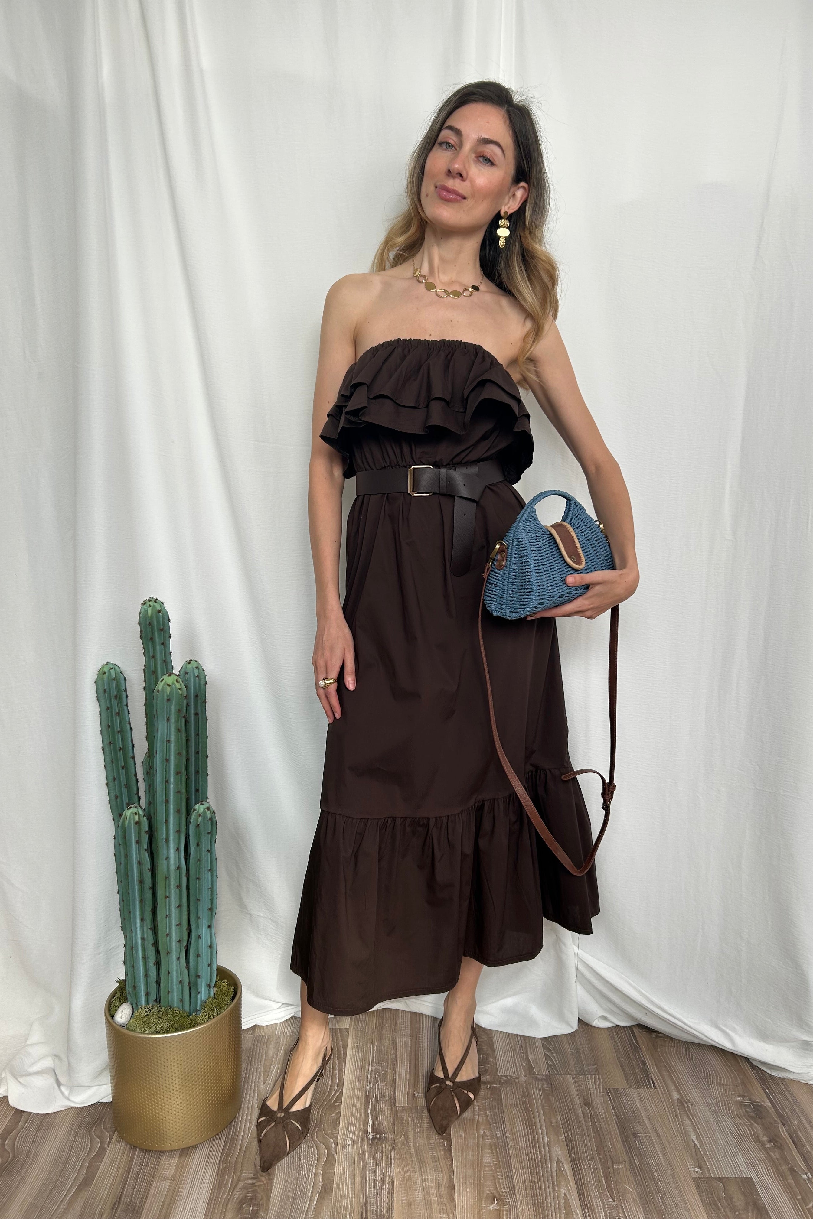 ABITO STRAPLESS CON VOLANT COL MORO