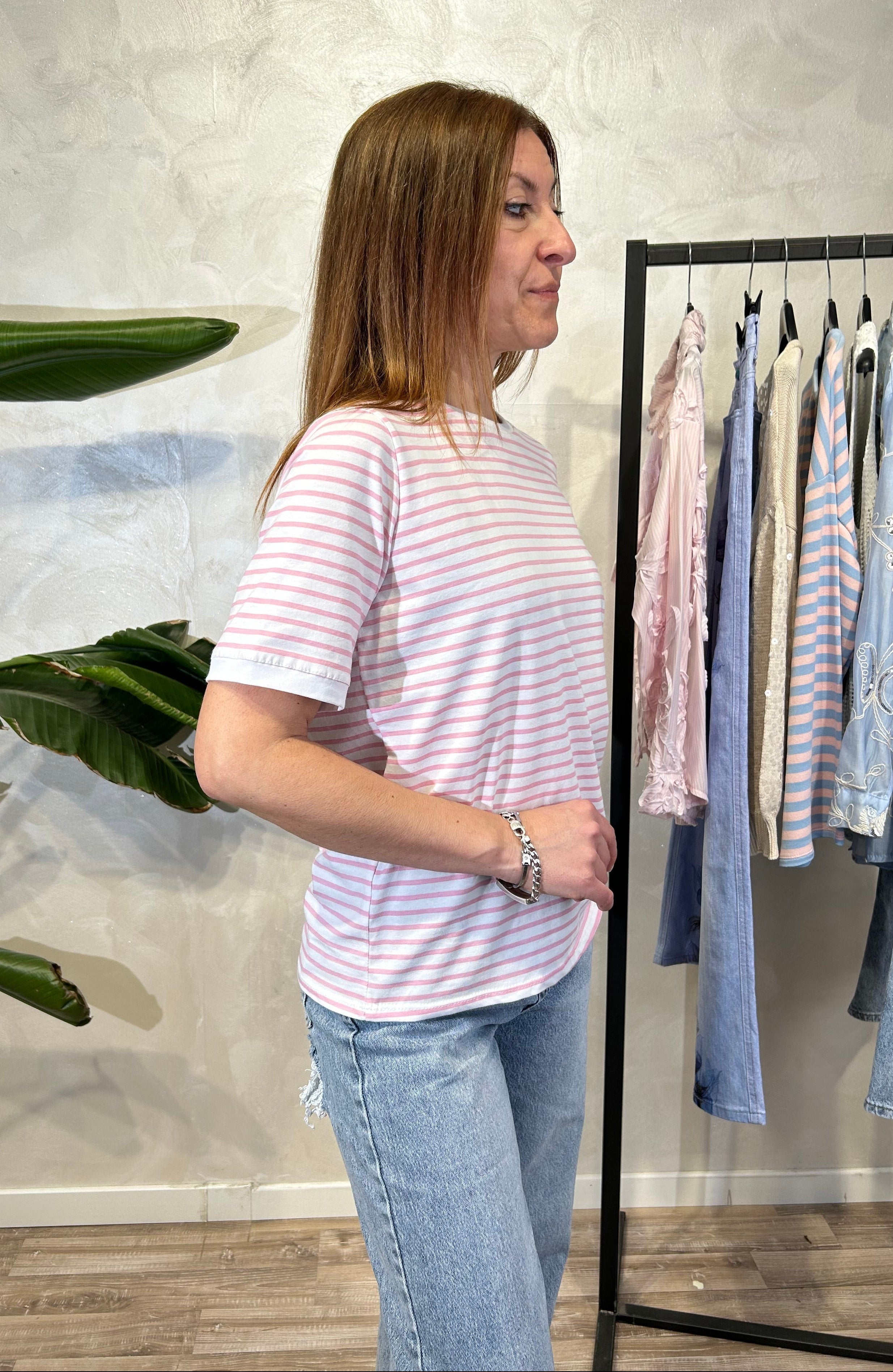 T-SHIRT MANICHE CORTE RIGATA COL.ROSA