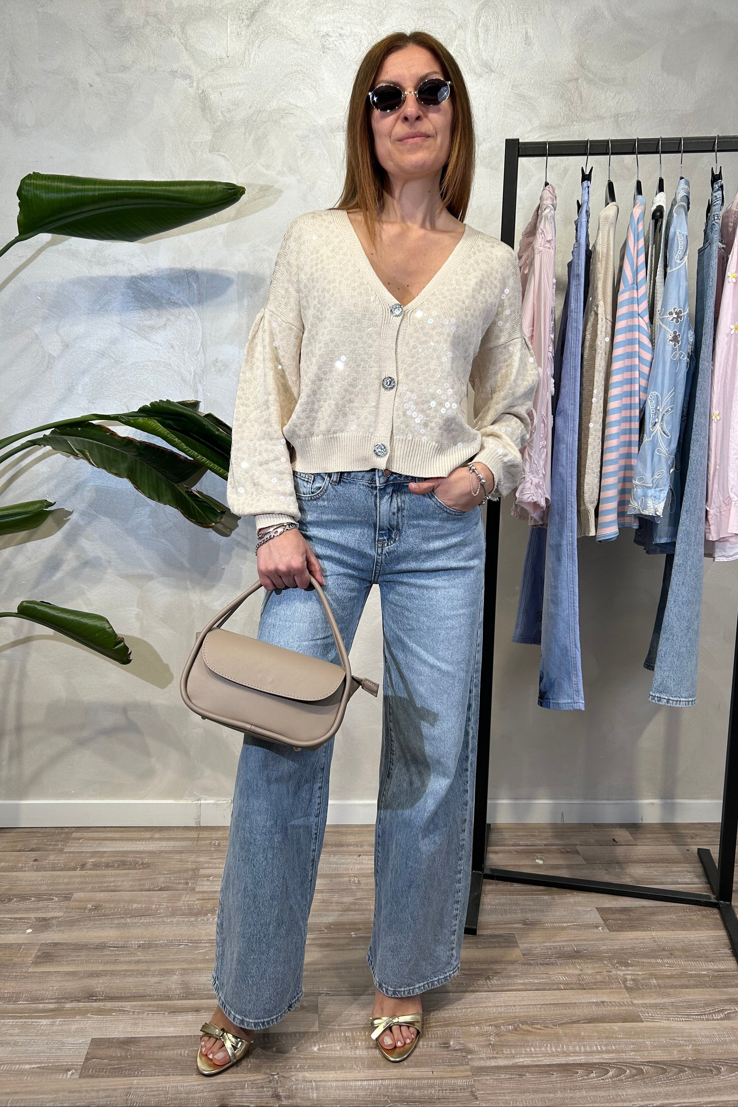 CARDIGAN IN MAGLIA CON APPLICAZIONI IN PAILETTES TRASPARENTI COL. SABBIA
