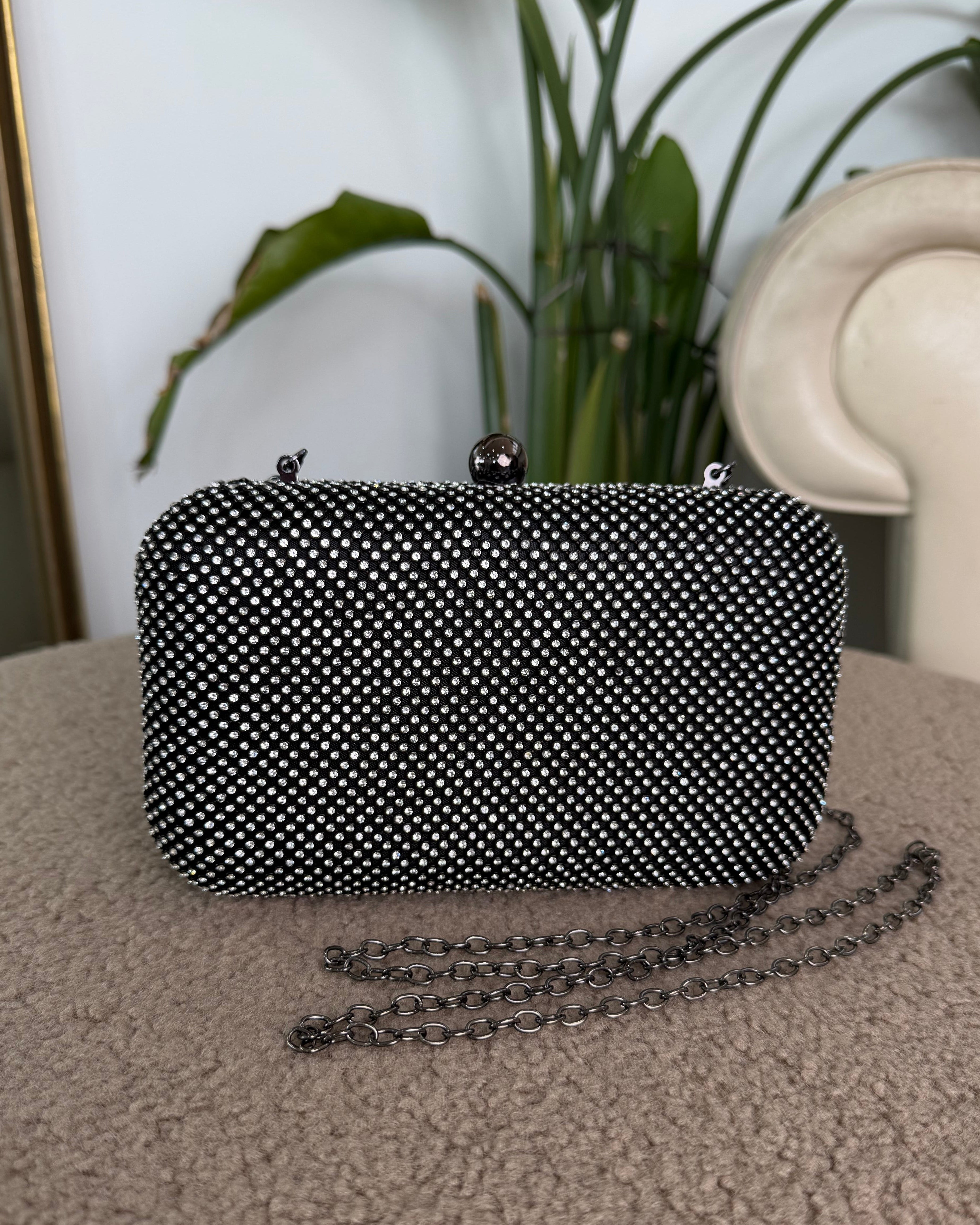 POCHETTE RIGIDA CON BRILLANTINI COL. NERO