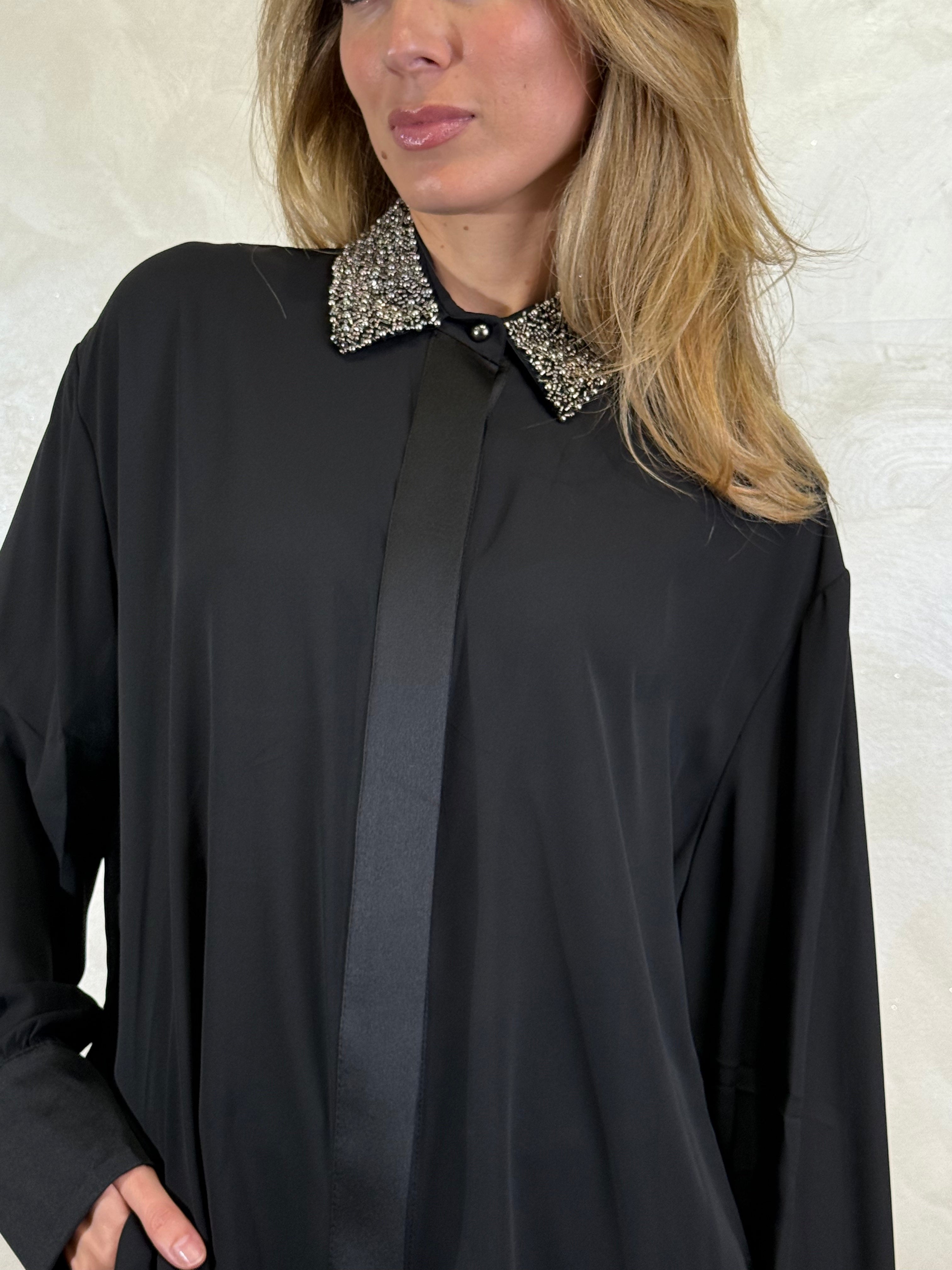 CAMICIA CON COLLO DECORATO EFFETTO METAL COL. NERO
