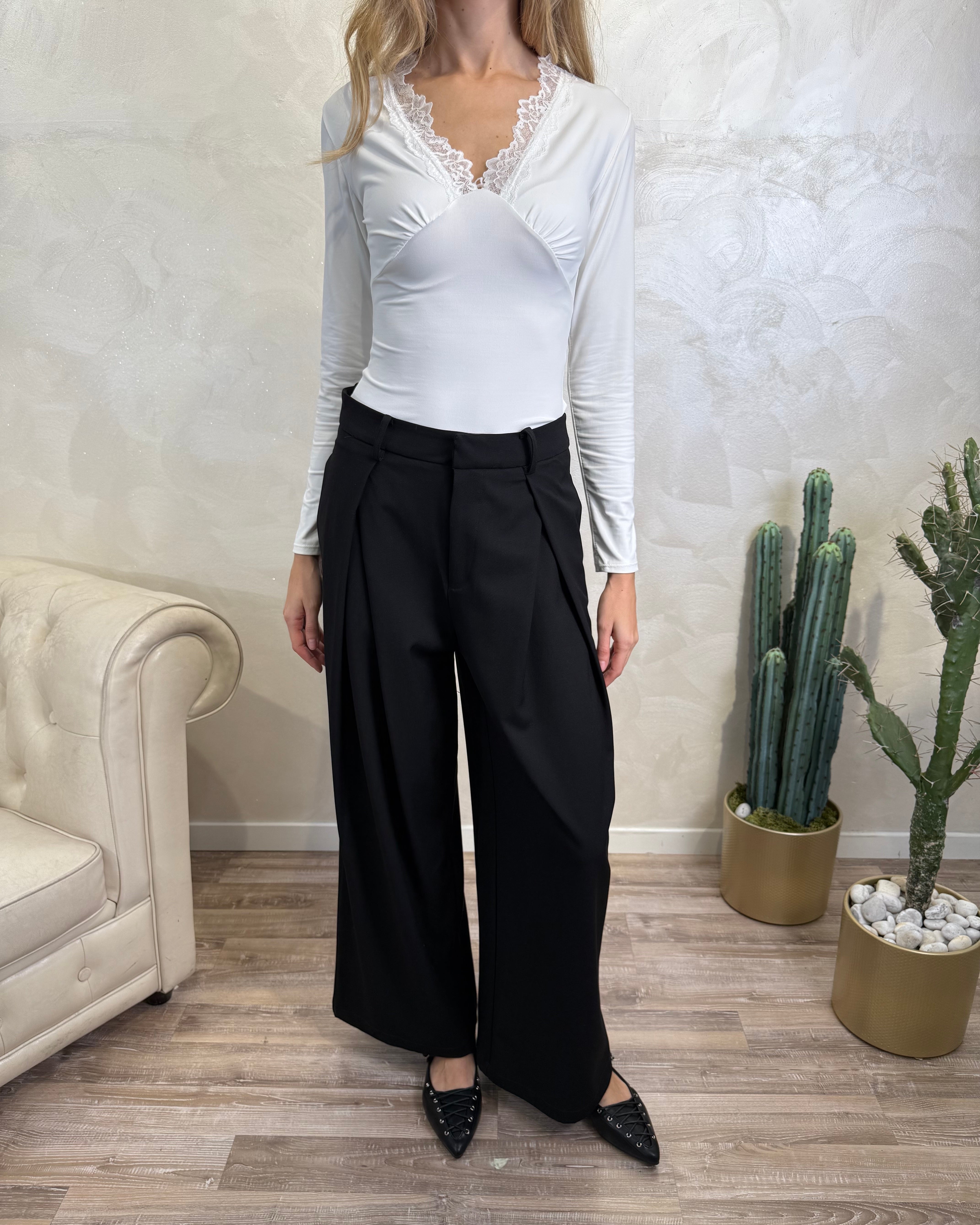 PANTALONE GAMBA LARGA COL.NERO