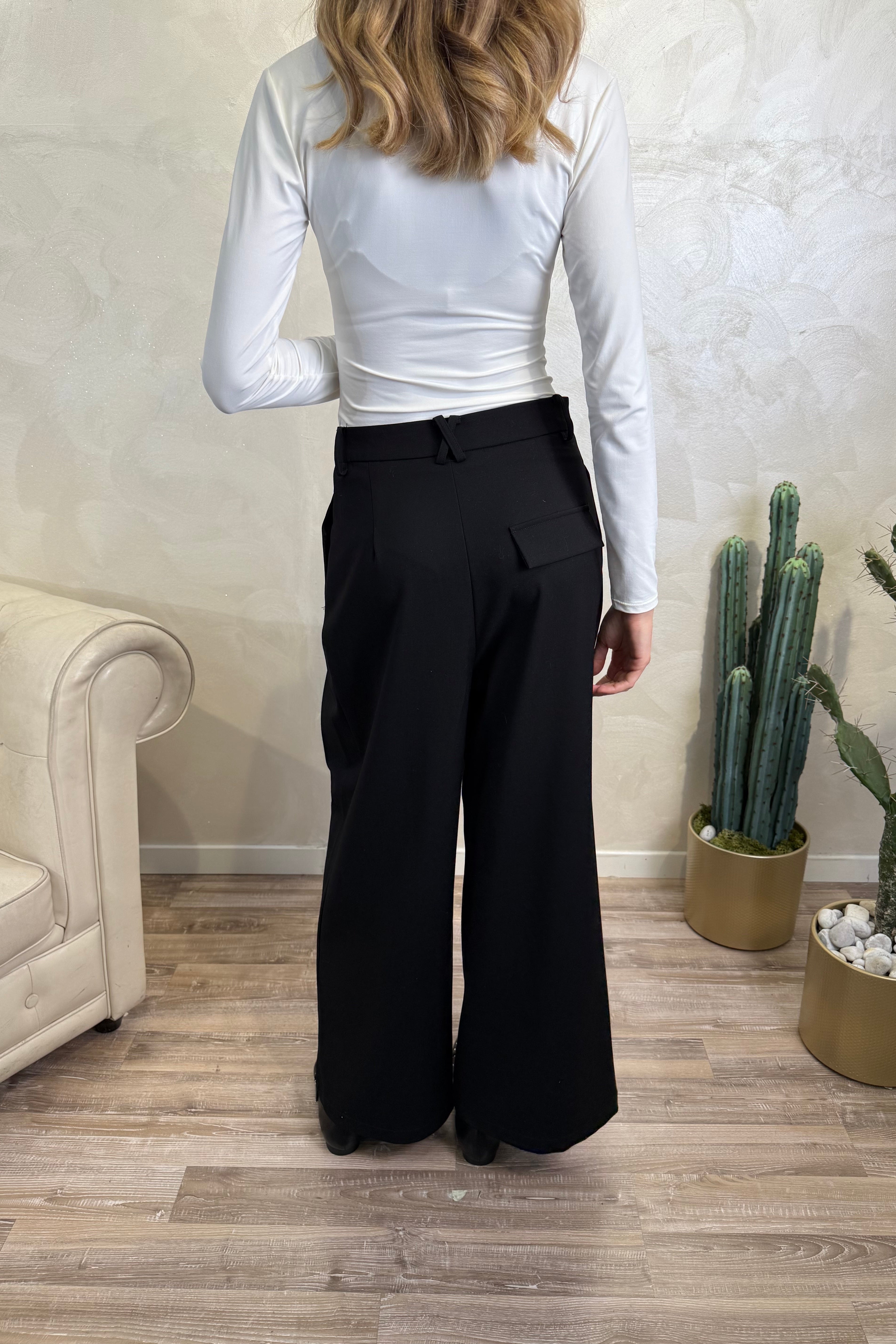 PANTALONE GAMBA LARGA COL.NERO