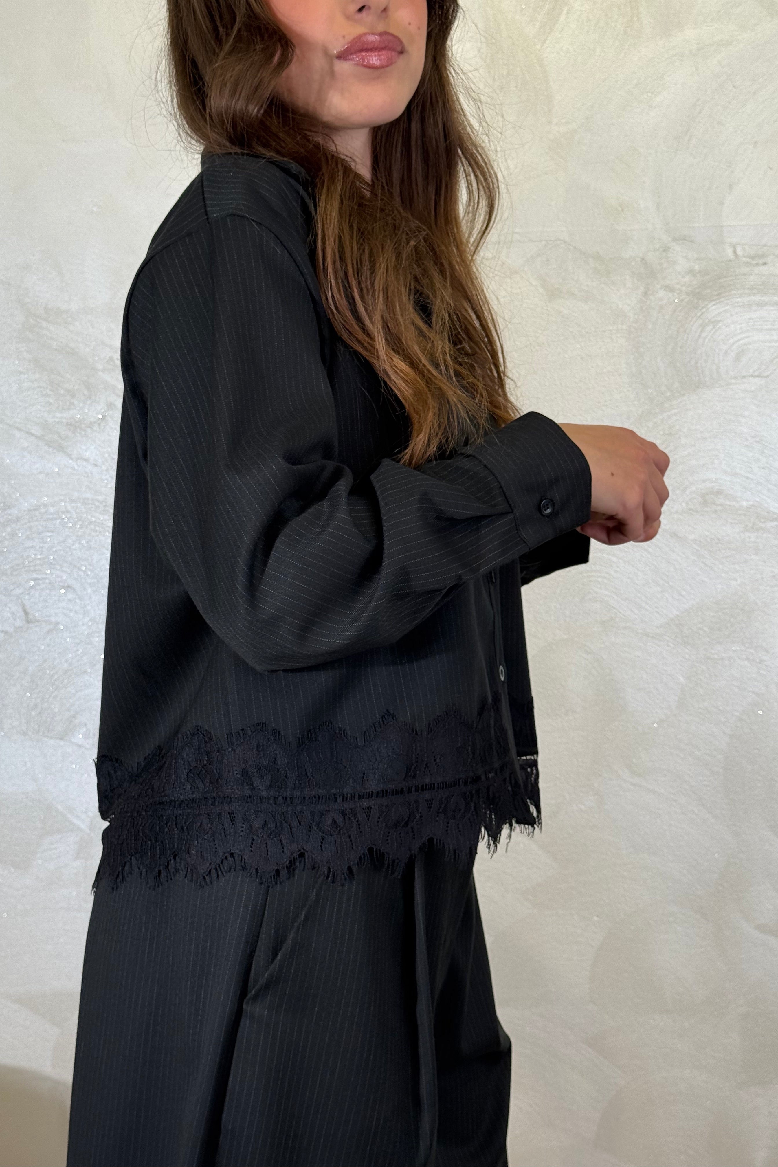 CAMICIA RIFINITURE IN PIZZO COL. NERO