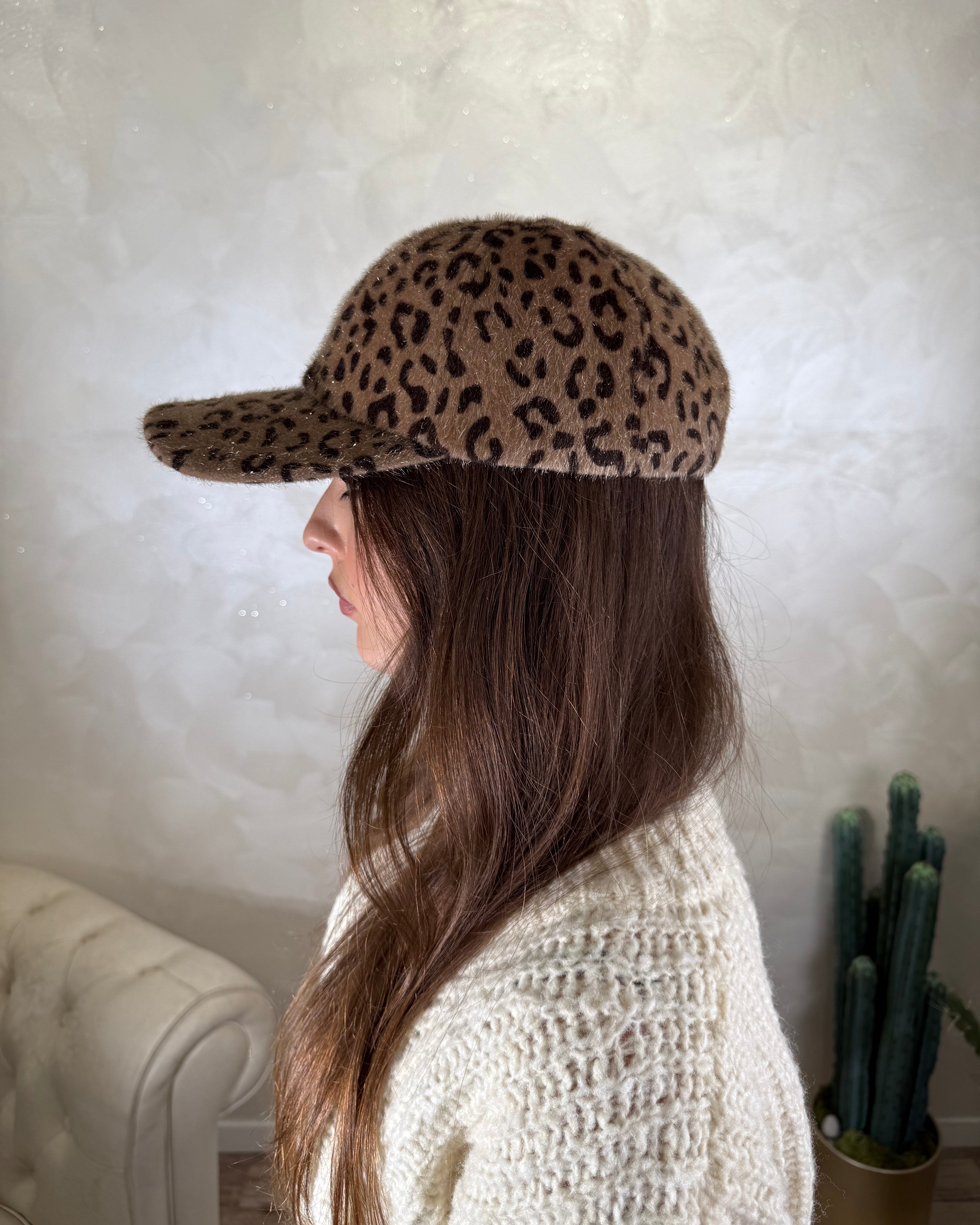 CAPPELLINO CON VISIERA COL. ANIMALIER