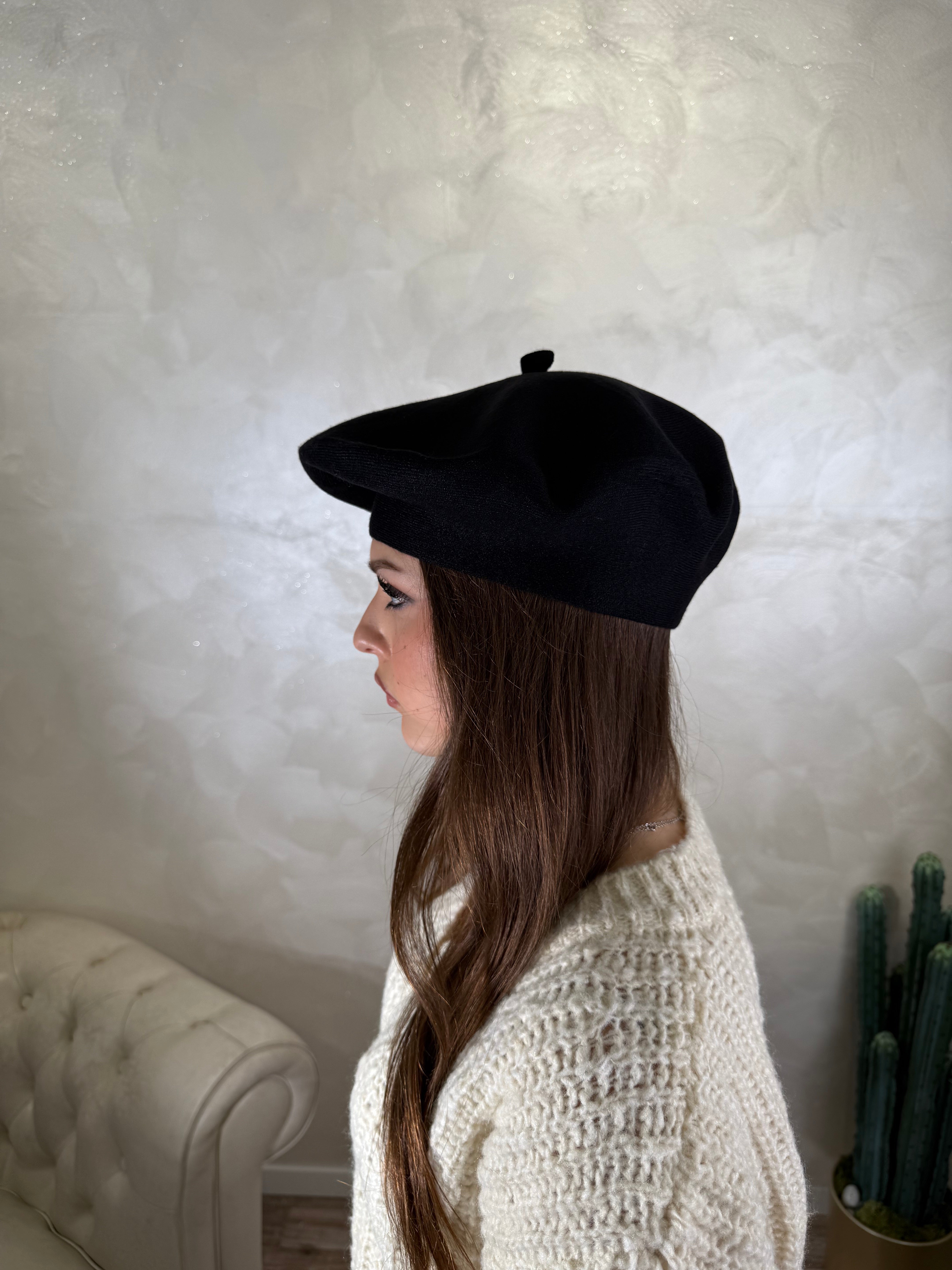 CAPPELLINO BASCO COL. NERO