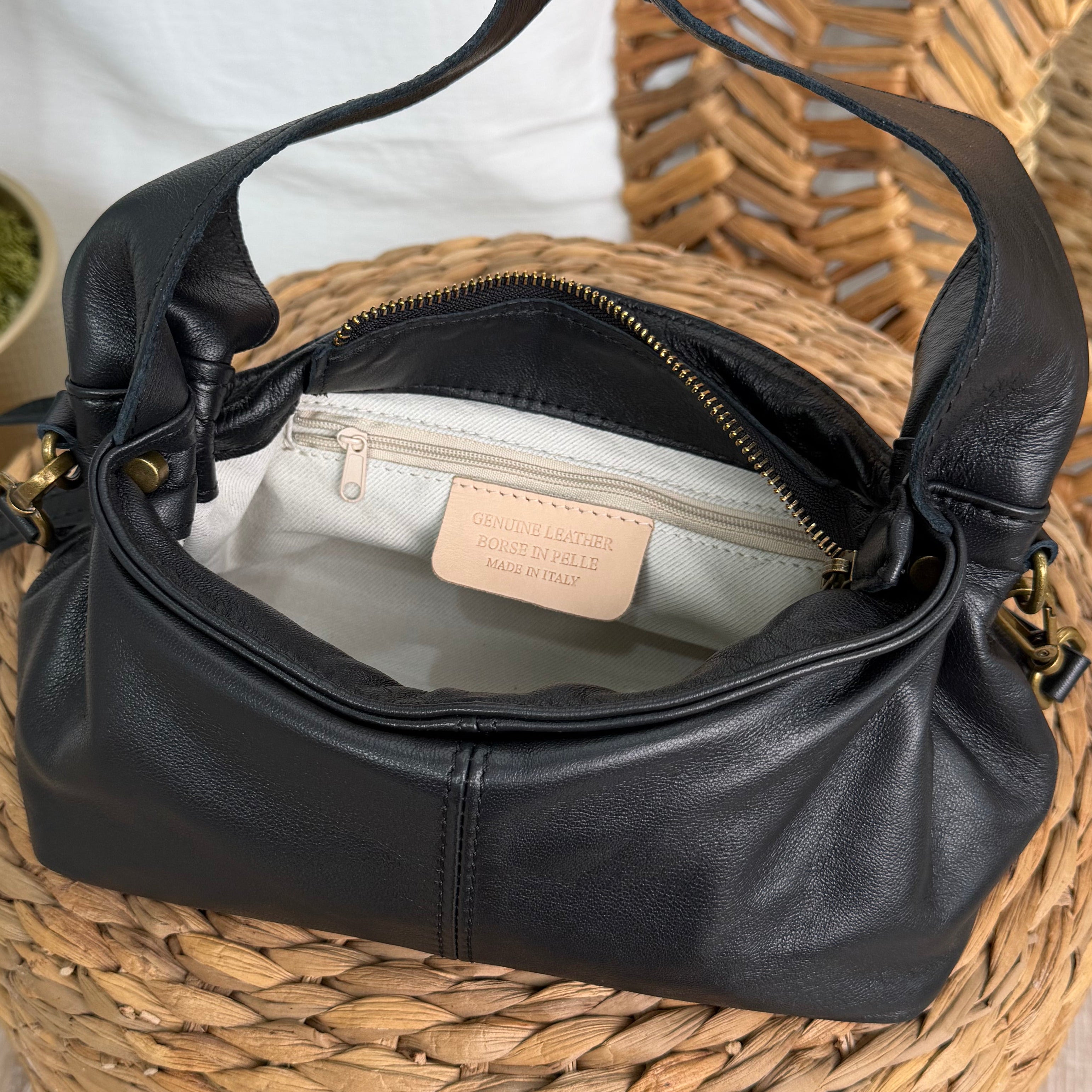 BORSA IN VERA PELLE COL. NERO
