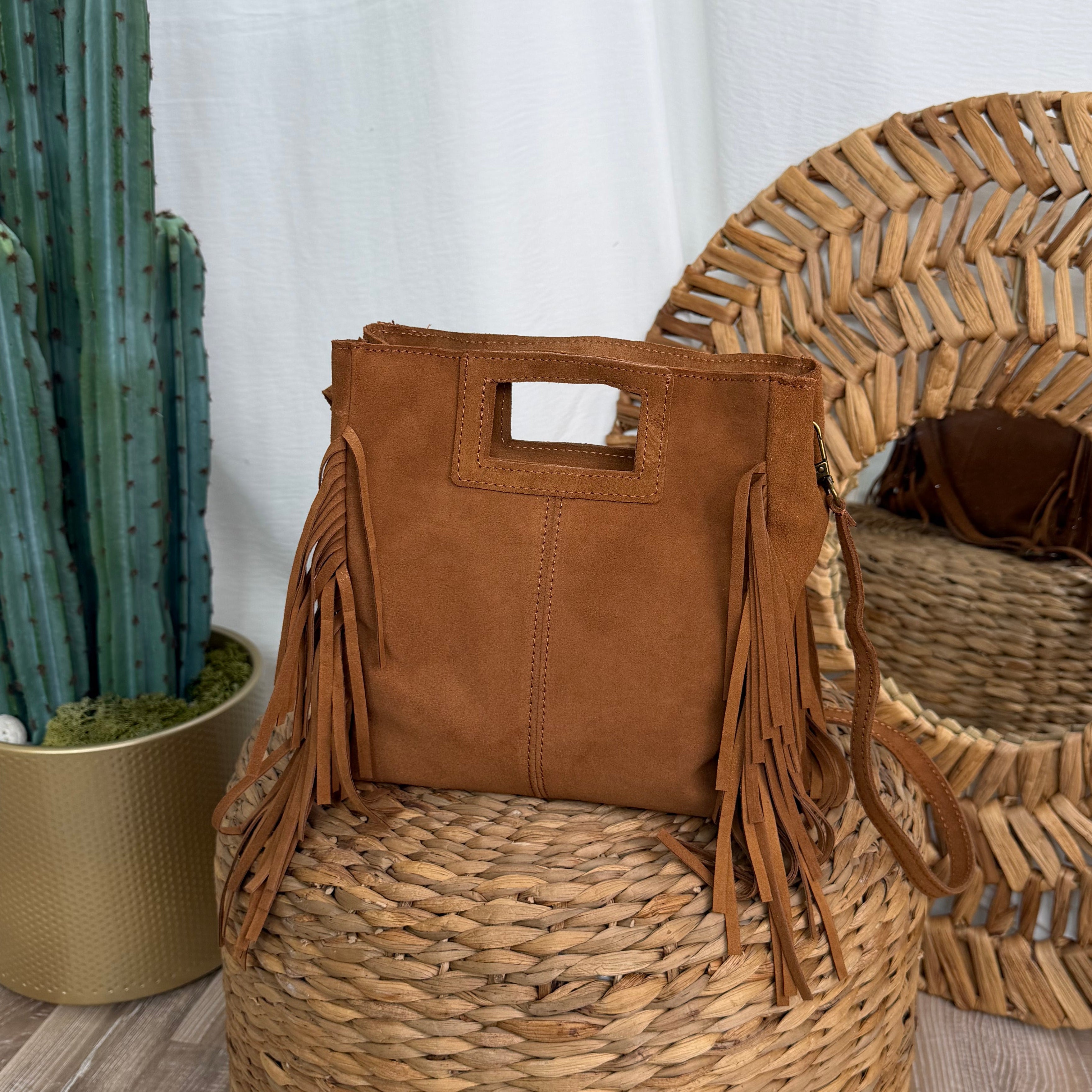 BORSA IN VERA PELLE SCAMOSCIATA CON FRANGE COL. BISCOTTO
