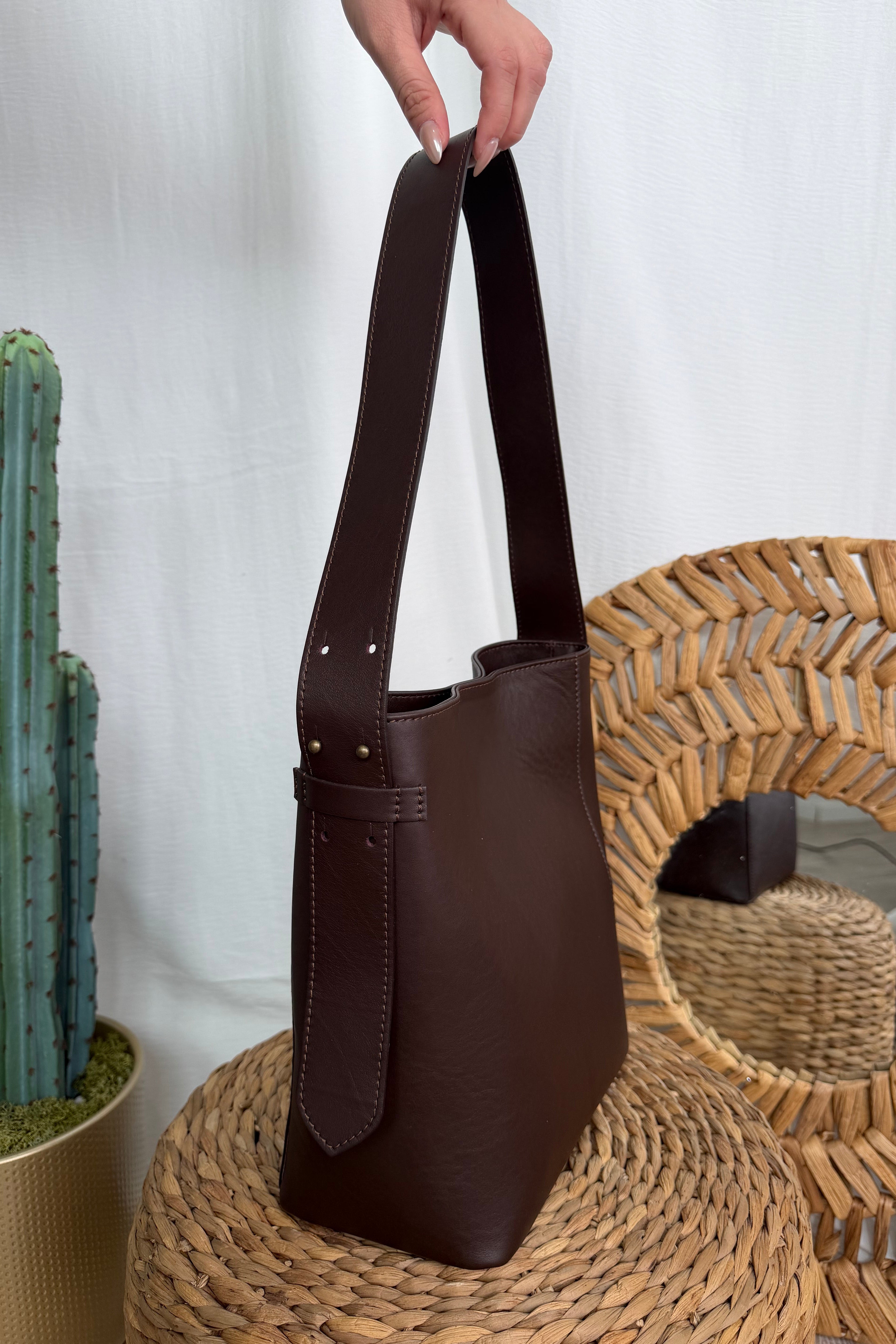 BORSA IN VERA PELLE COL. MORO