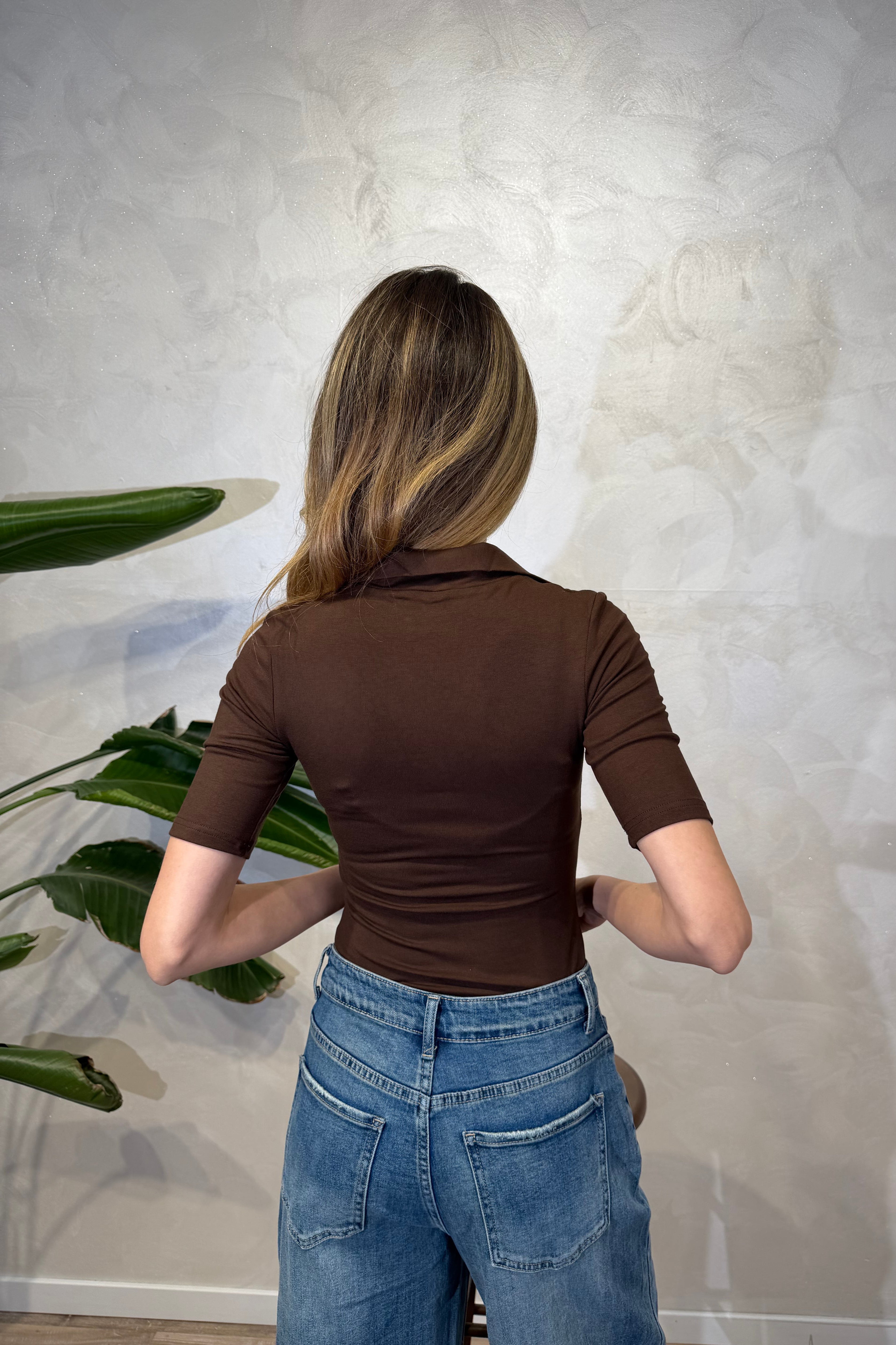 BODY ADERENTE CON SCOLLO POLO A BOTTONCINI COL.MORO